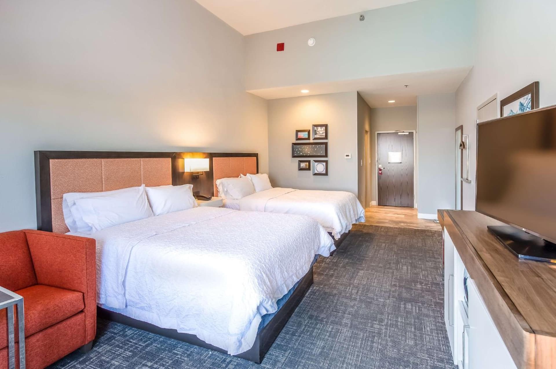 Hampton Inn Pensacola Beach gallery photo in Pensacola Beach, FL — image 37