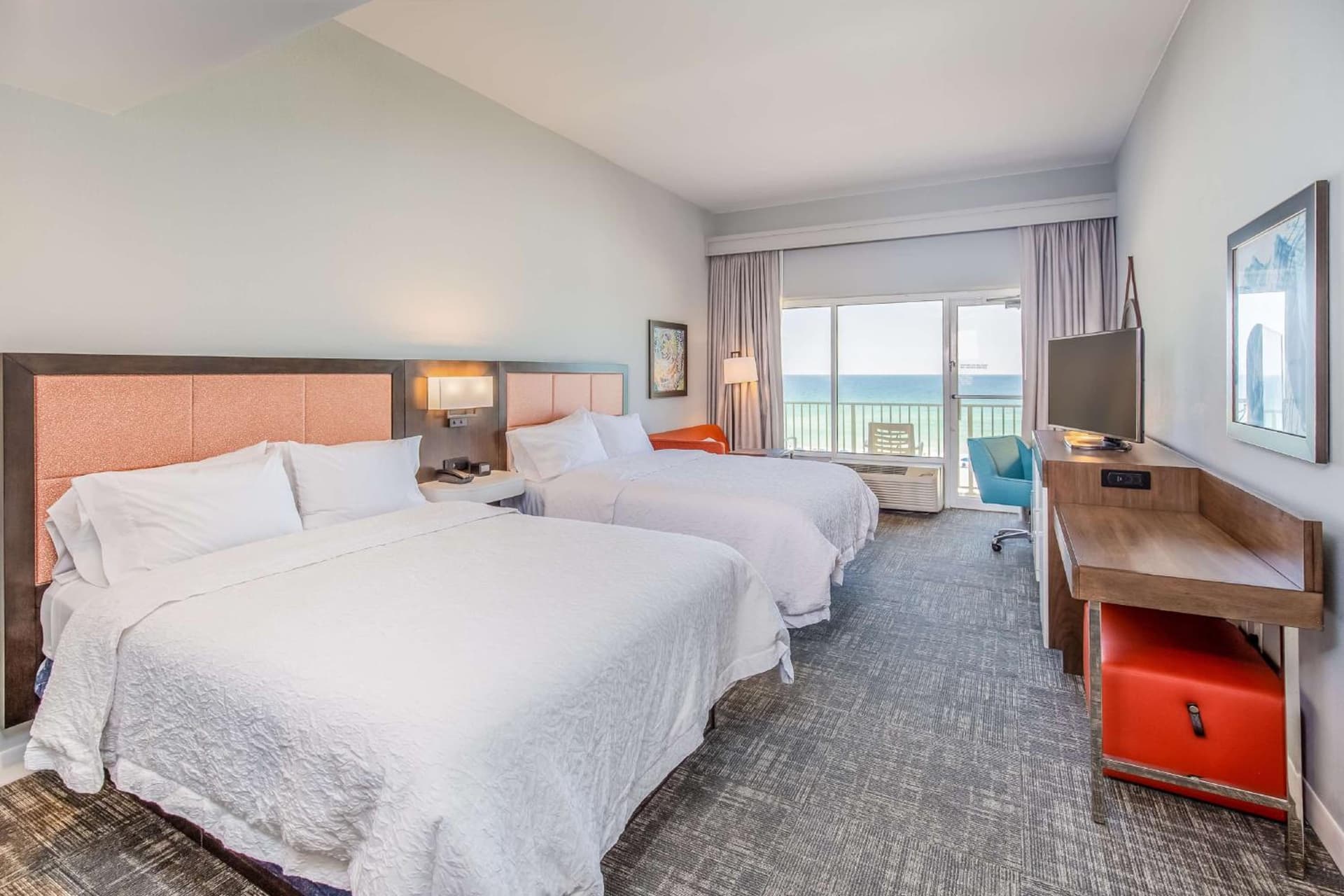 Hampton Inn Pensacola Beach gallery photo in Pensacola Beach, FL — image 42