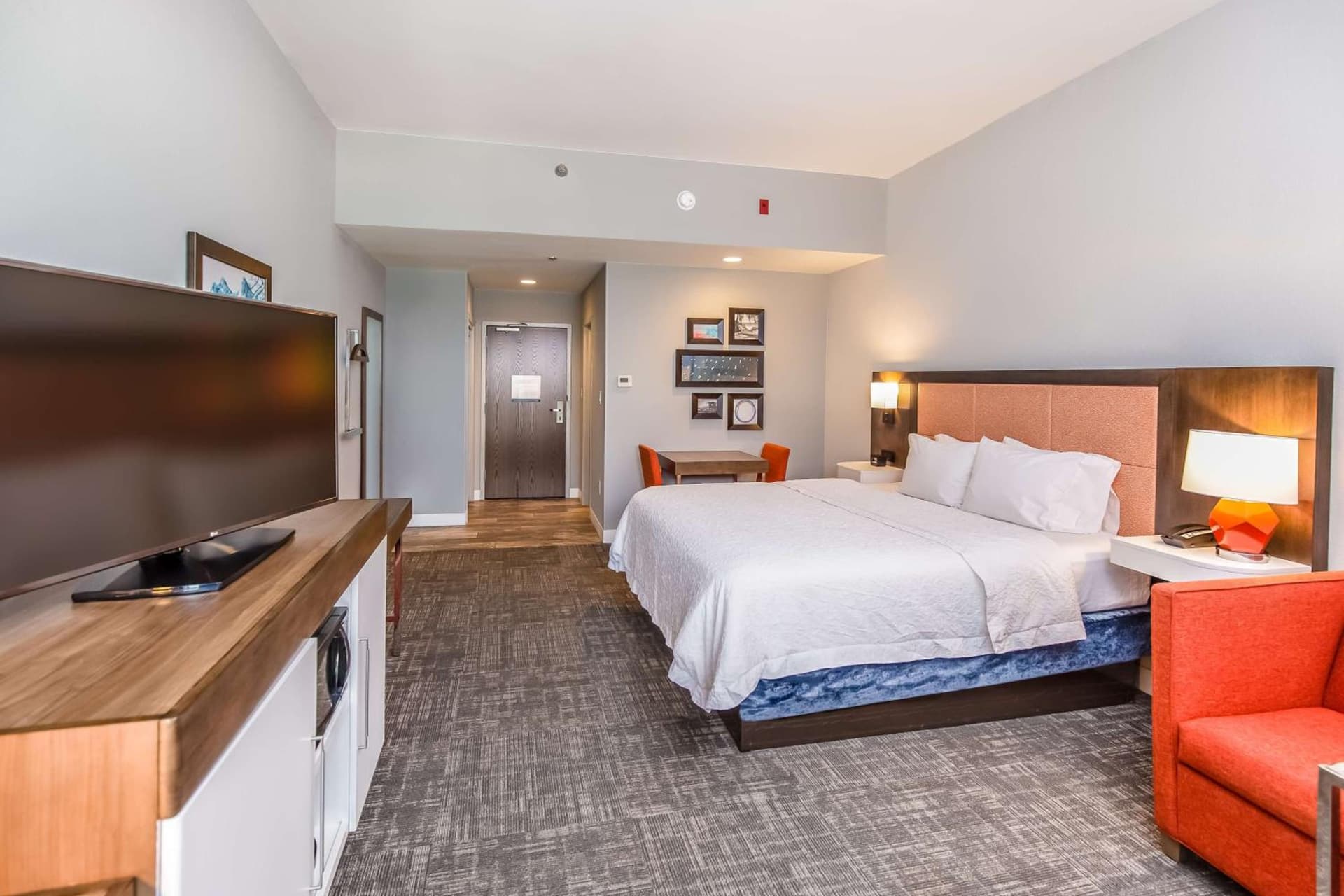 Hampton Inn Pensacola Beach gallery photo in Pensacola Beach, FL — image 16