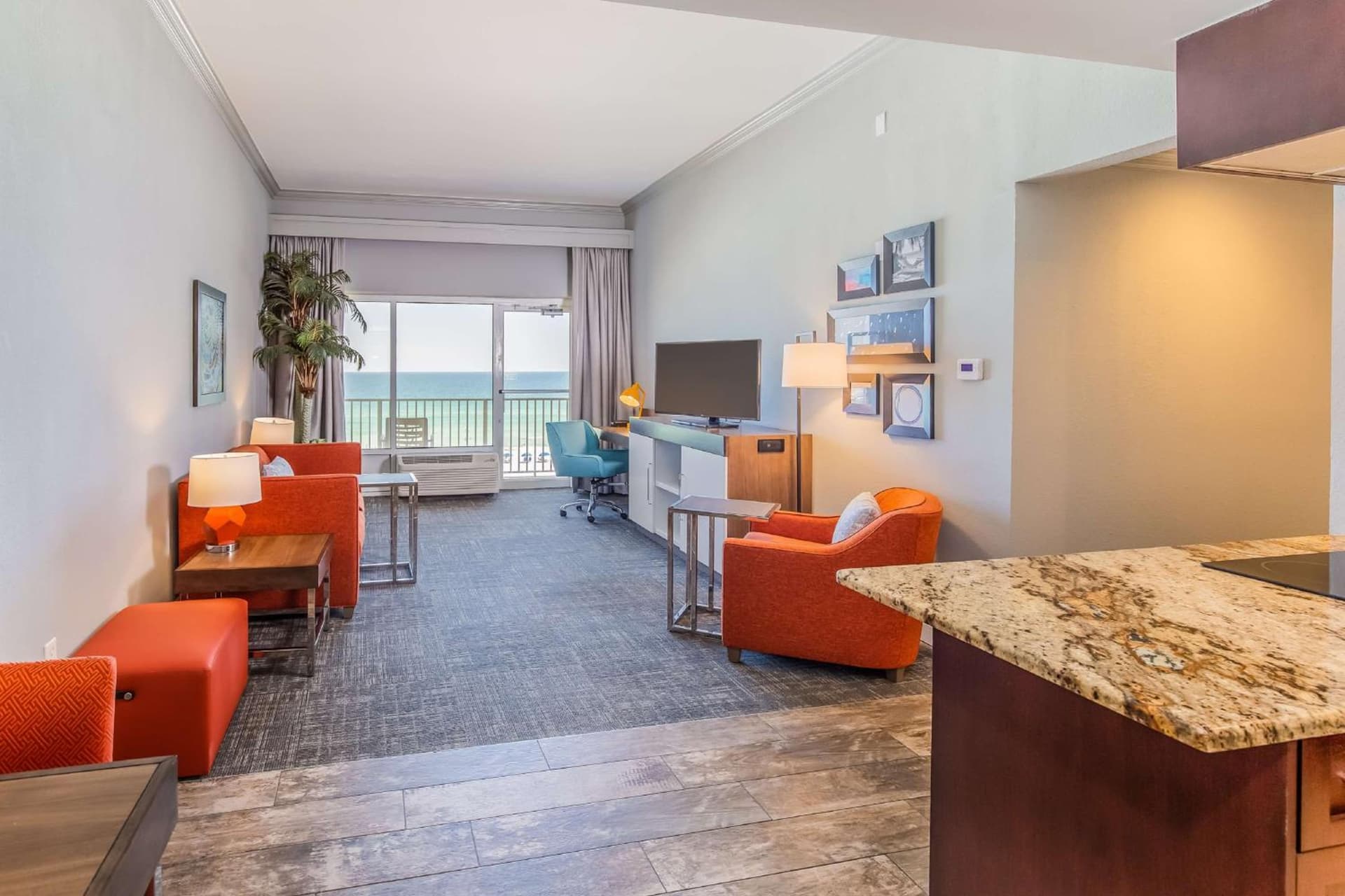 Hampton Inn Pensacola Beach gallery photo in Pensacola Beach, FL — image 60
