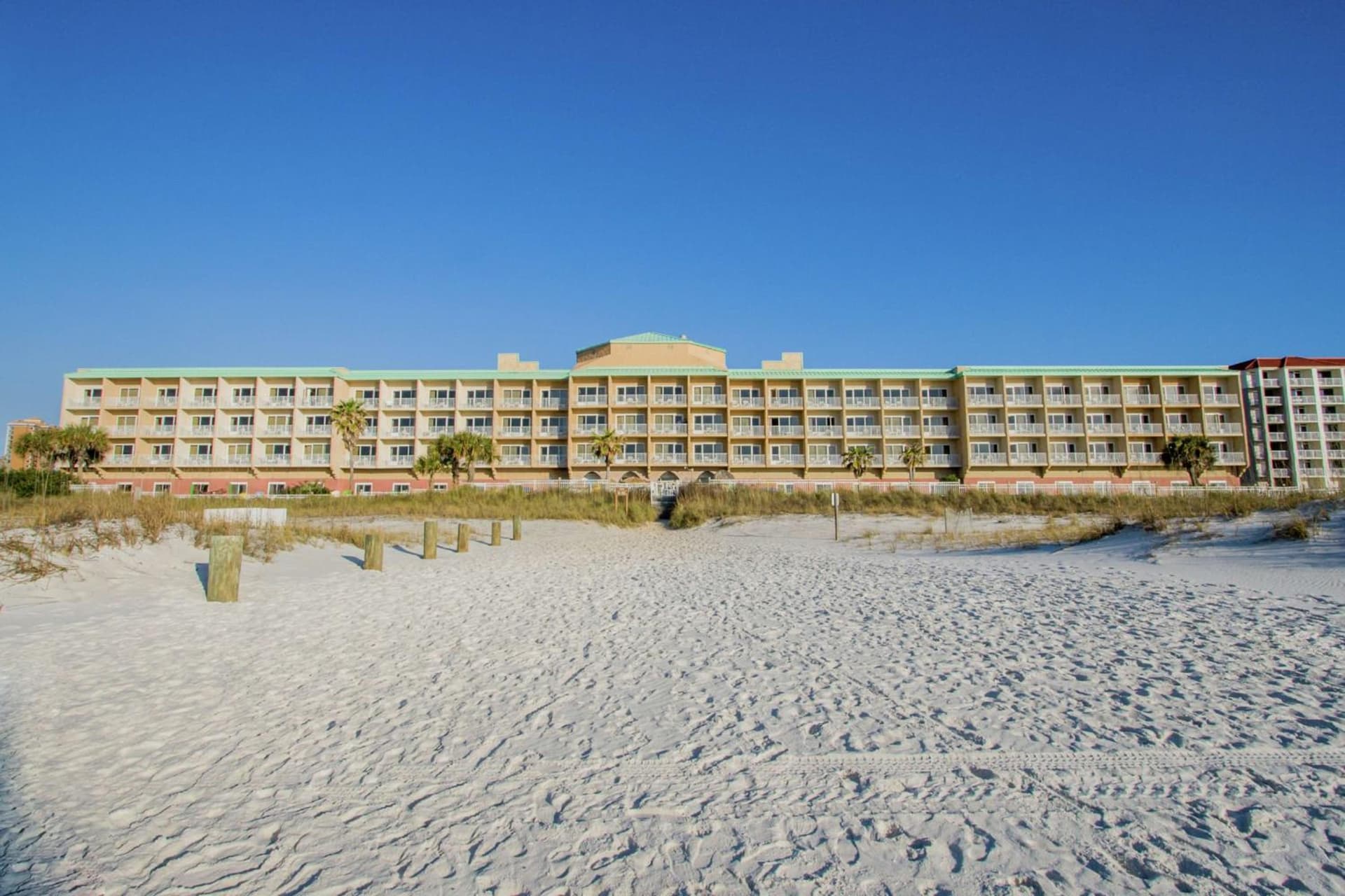 Hampton Inn Pensacola Beach gallery photo in Pensacola Beach, FL — image 8