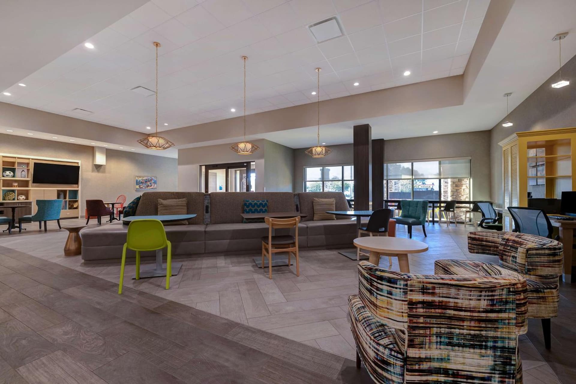Home2 Suites by Hilton Gulf Breeze Pensacola Area, FL gallery photo in Gulf Breeze, FL — image 4