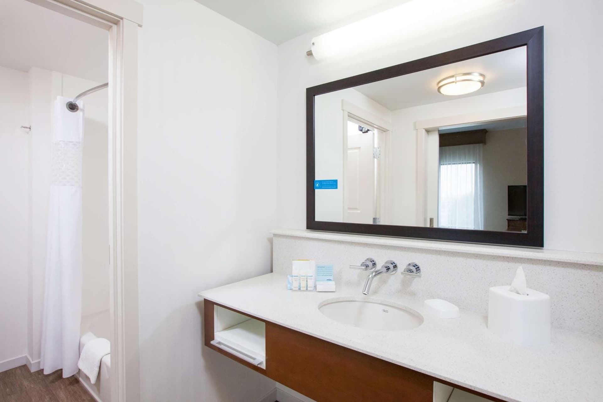 Hampton Inn & Suites Pasco/Tri-Cities, WA property views in West Pasco, WA — gallery photo 3