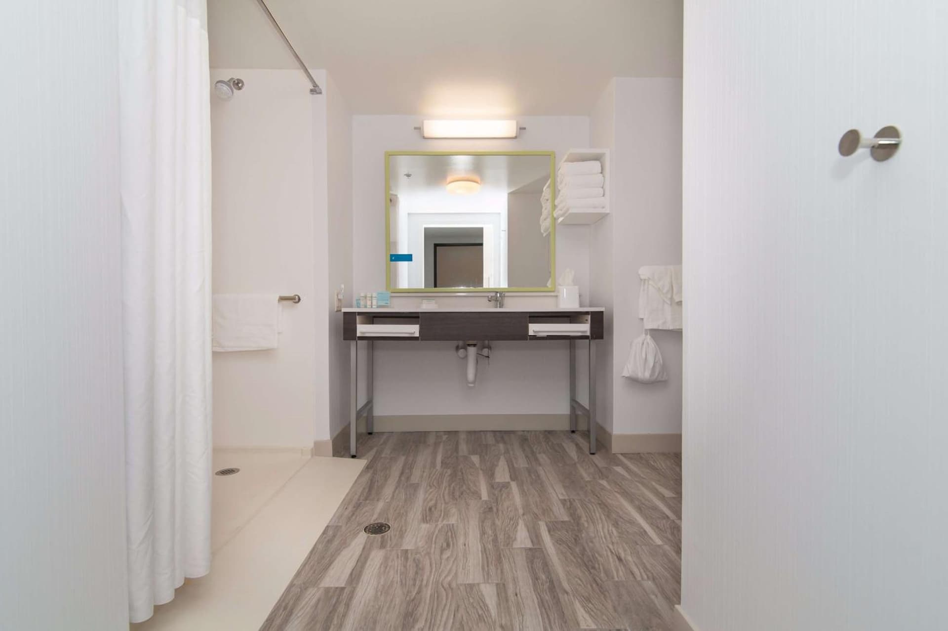 Hampton Inn Norwich gallery photo in Norwich, CT — image 27