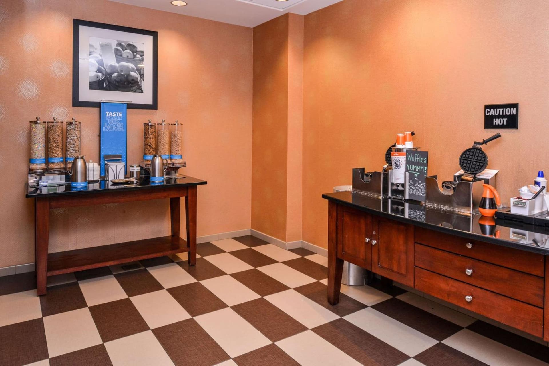 Hampton Inn & Suites by Hilton Plymouth gallery photo in Plymouth, MA — image 5