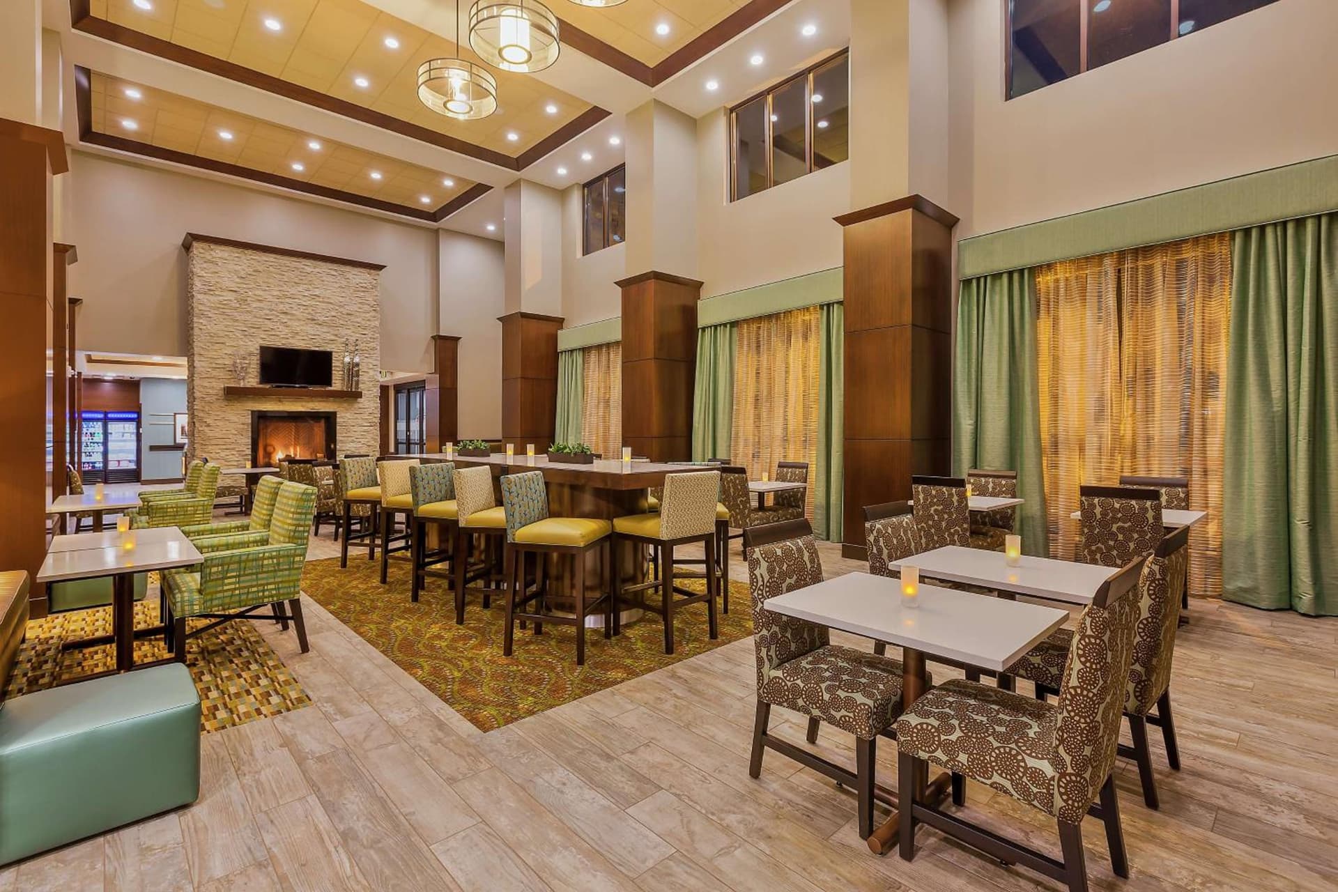 Hampton Inn & Suites Bend gallery photo in Bend, OR — image 15