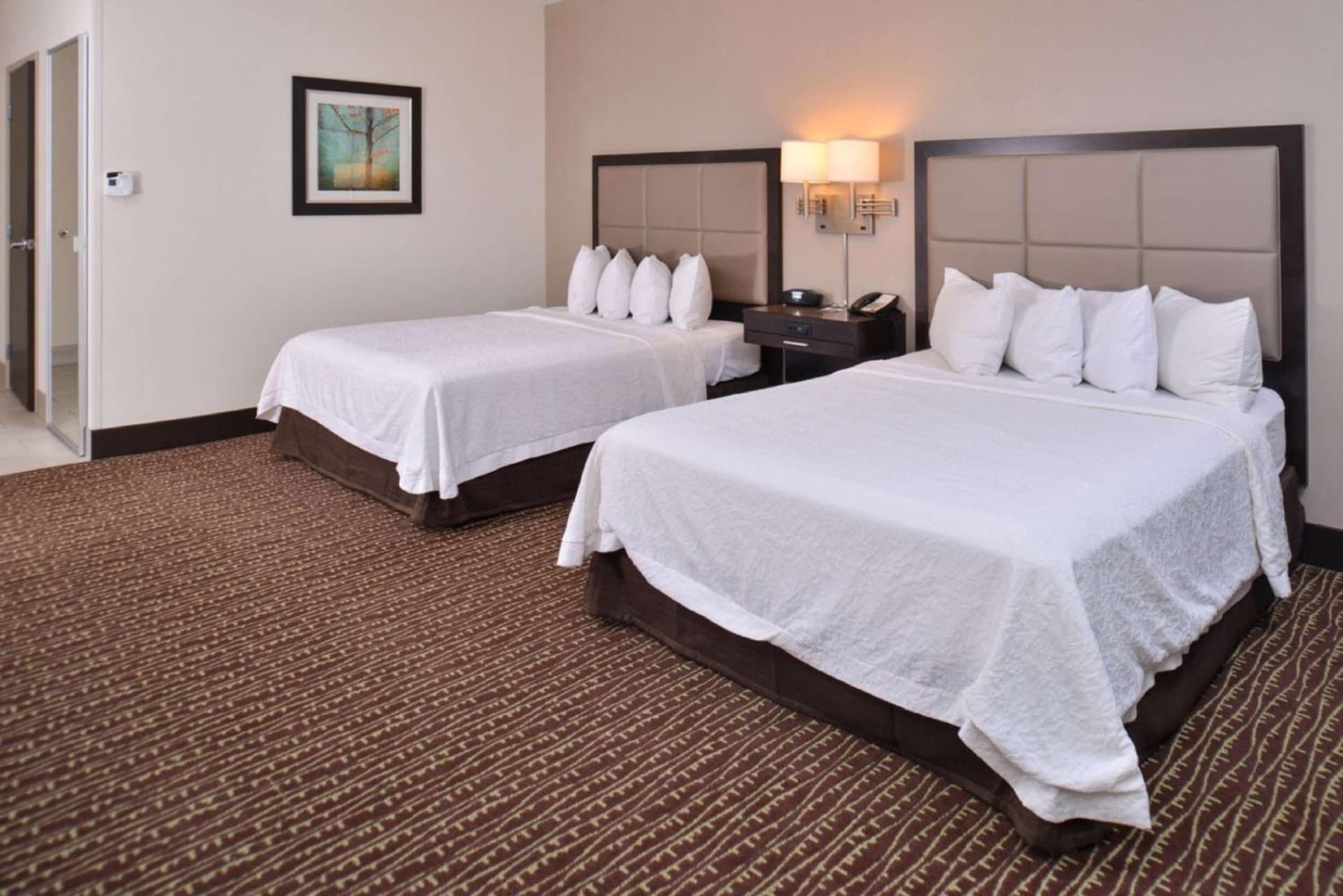 Hampton Inn & Suites Bend gallery photo in Bend, OR — image 38