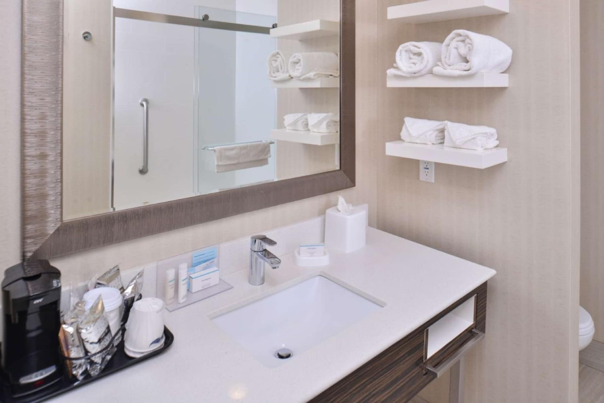 Hampton Inn & Suites Bend gallery photo in Bend, OR — image 33