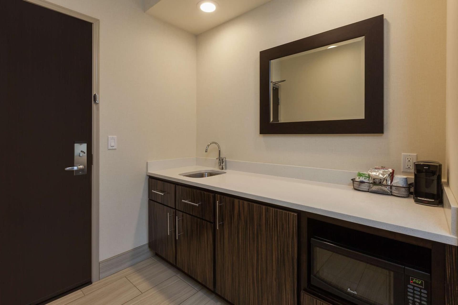 Hampton Inn & Suites Bend property views in Bend, OR — gallery photo 3