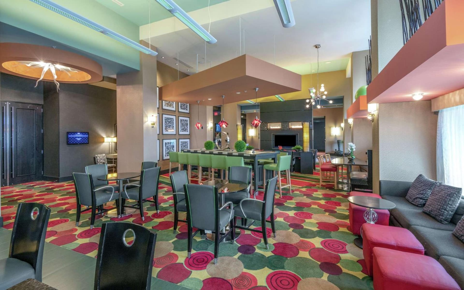 Hampton Inn & Suites Crabtree gallery photo in Raleigh, NC — image 23