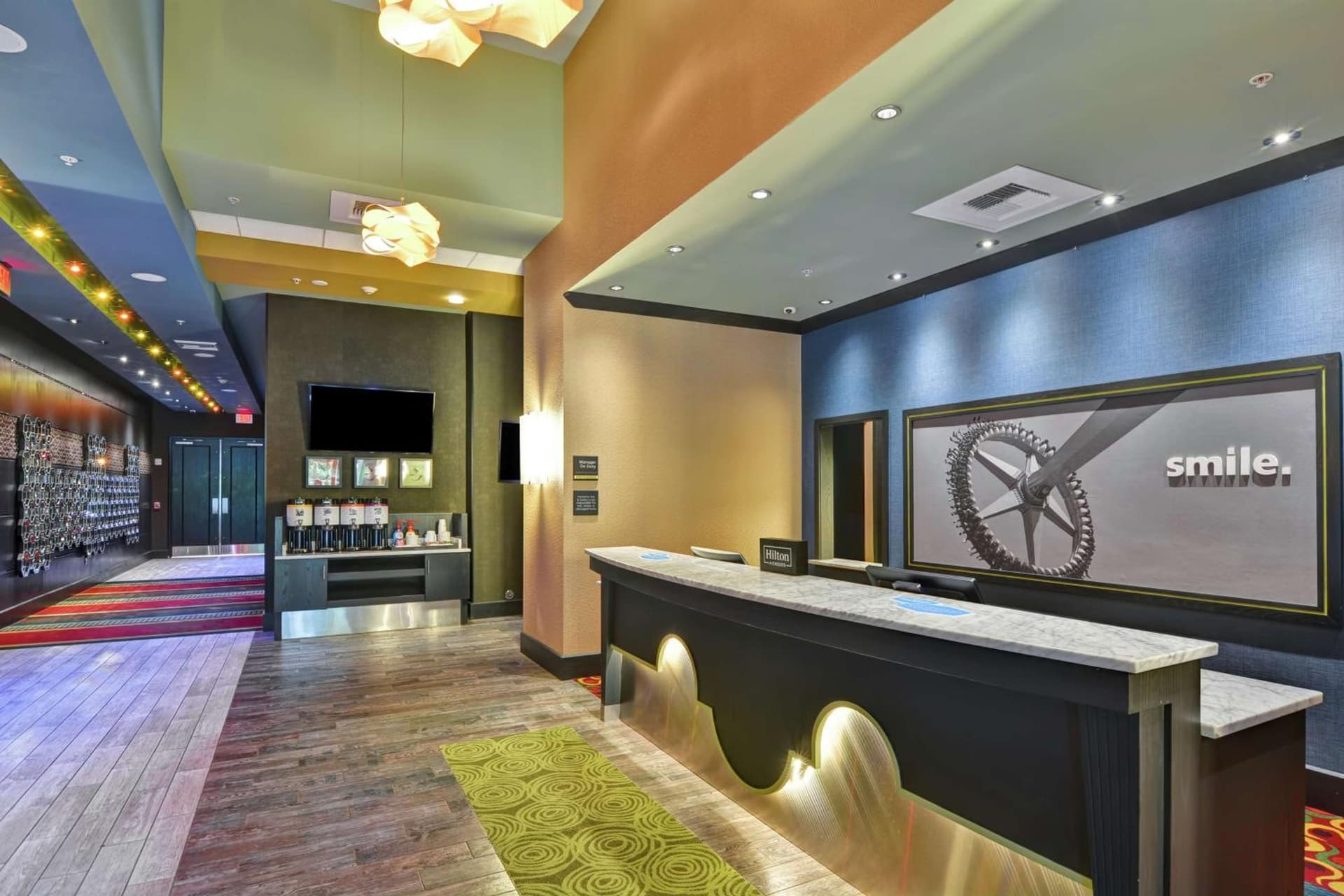 Hampton Inn & Suites Crabtree interior in Raleigh, NC — gallery photo 2