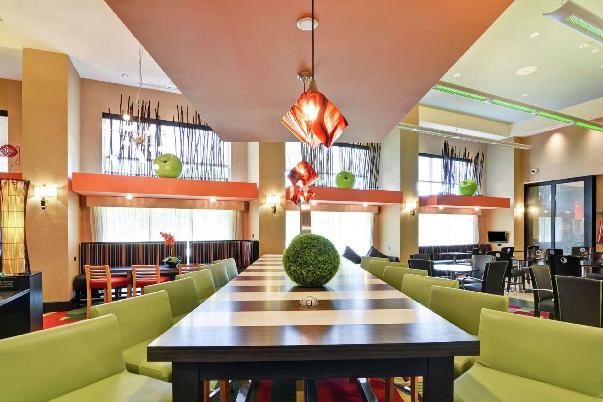Hampton Inn & Suites Crabtree gallery photo in Raleigh, NC — image 36