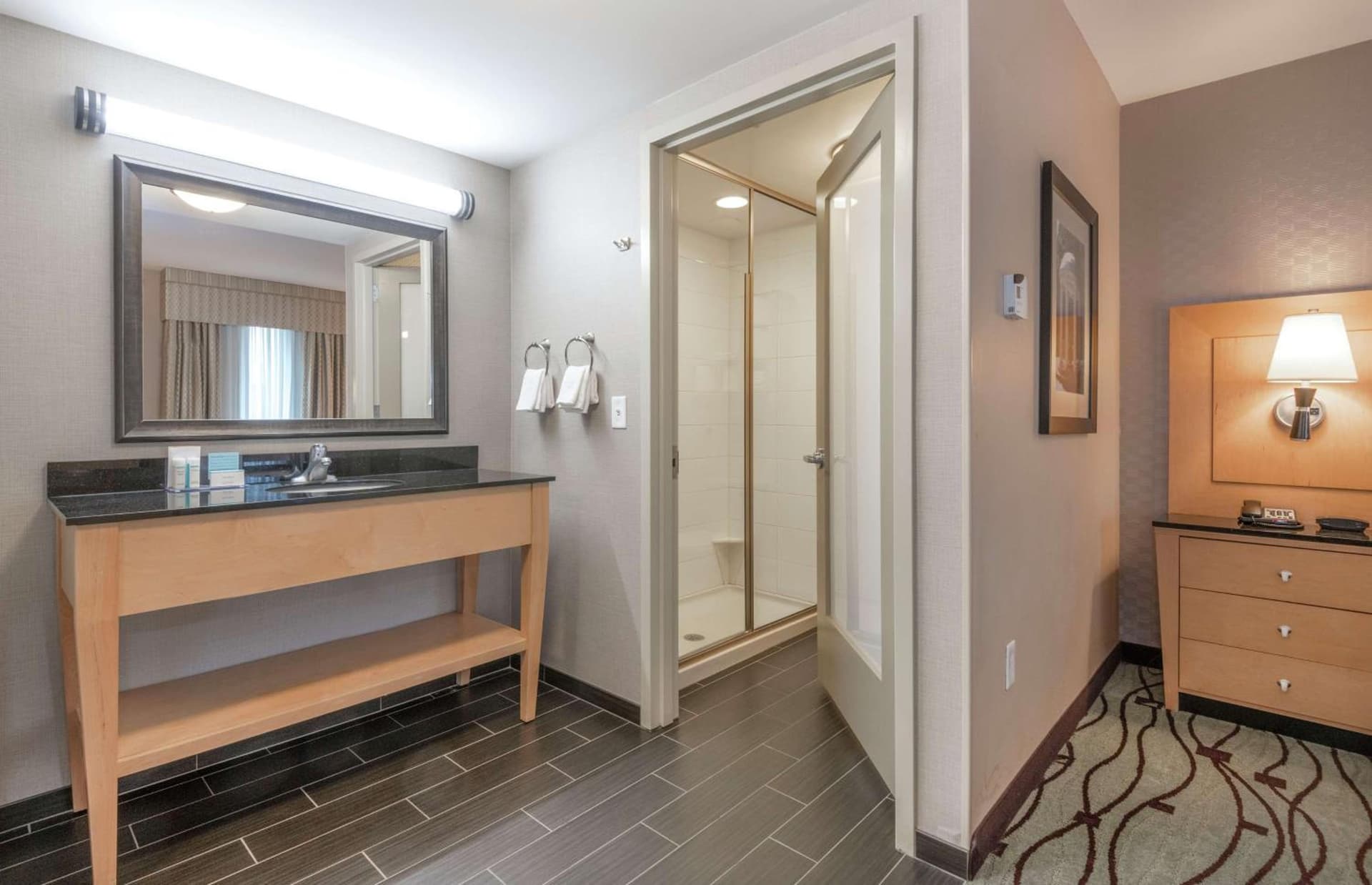 Hampton Inn & Suites Crabtree gallery photo in Raleigh, NC — image 18