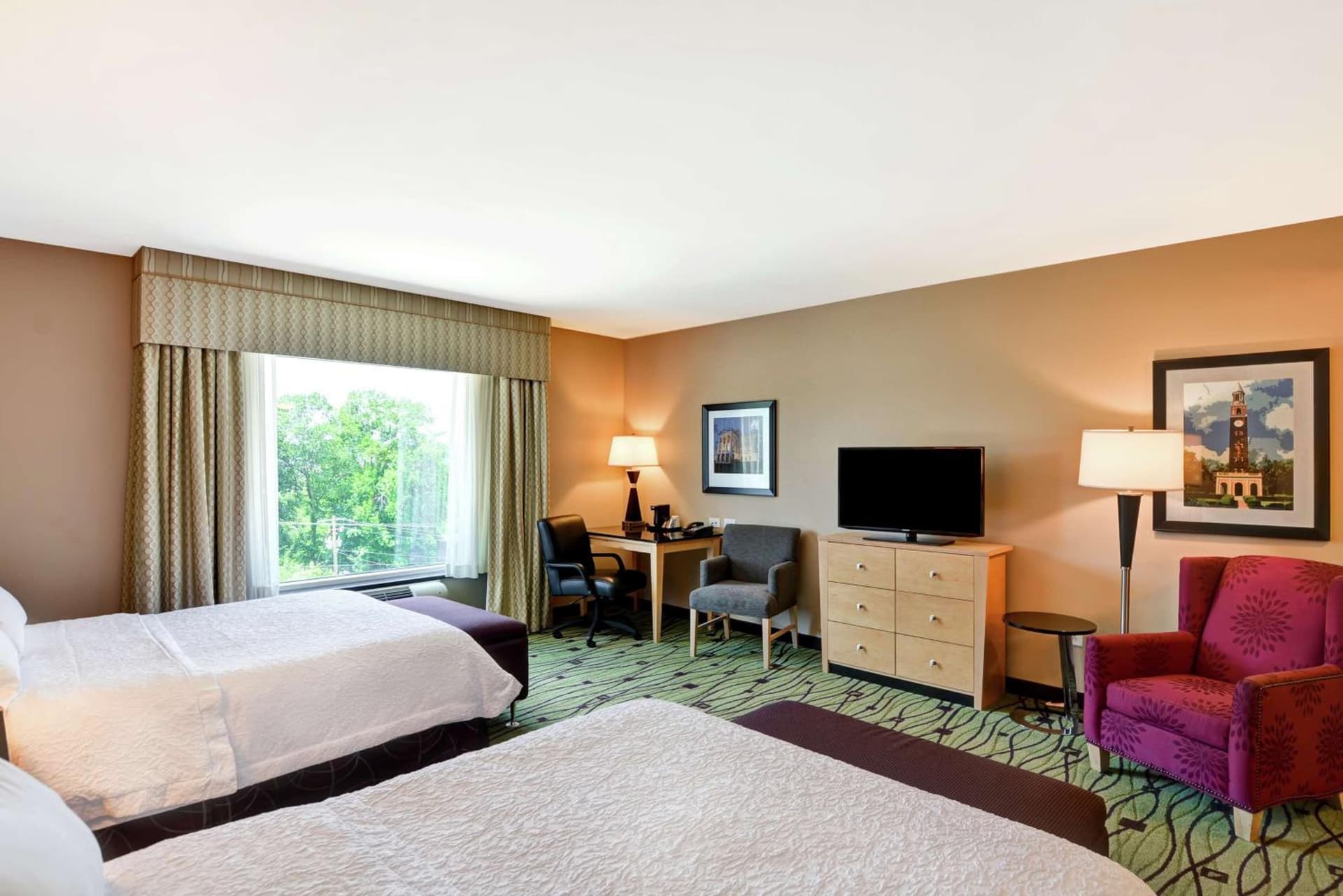Hampton Inn & Suites Crabtree gallery photo in Raleigh, NC — image 4