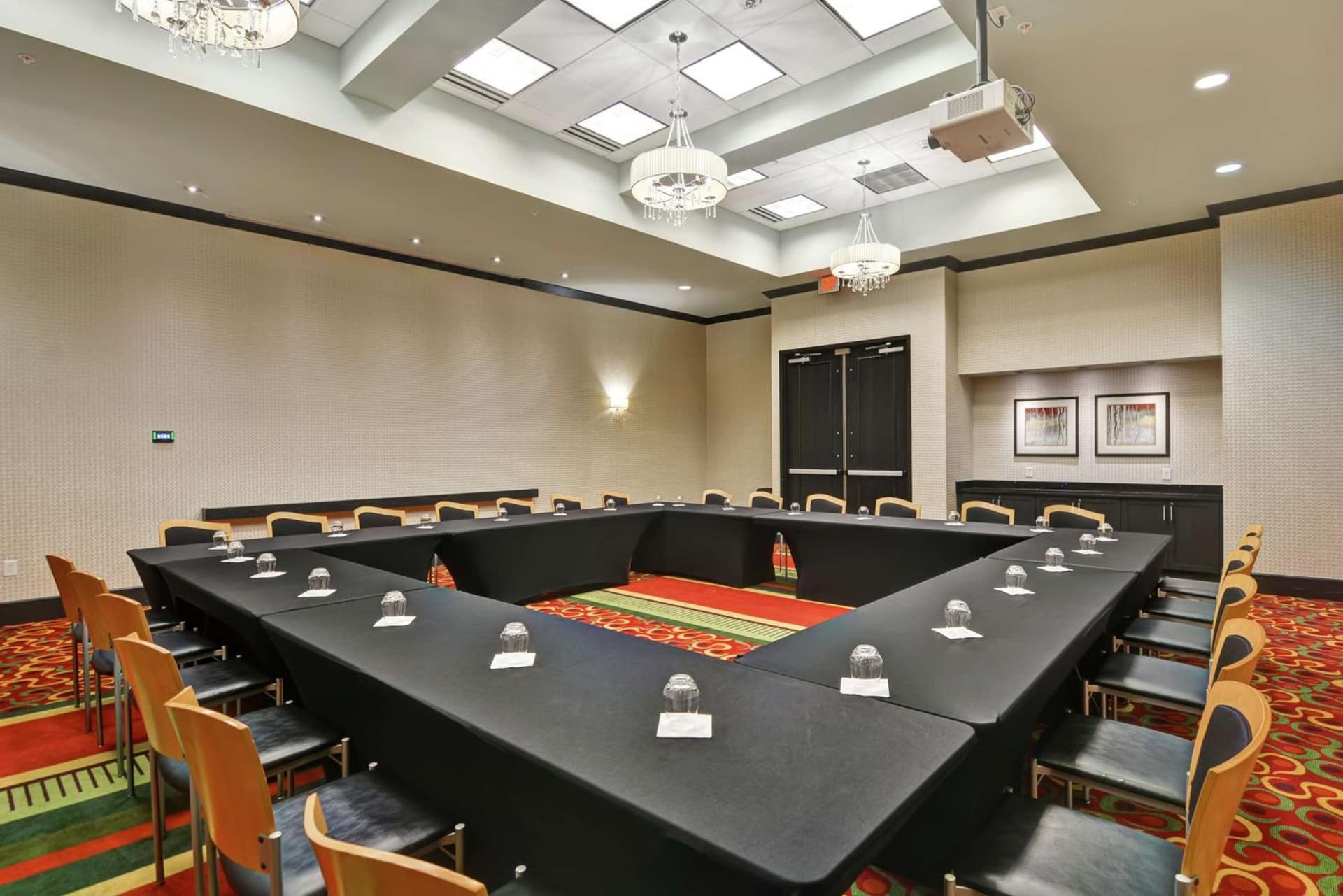 Hampton Inn & Suites Crabtree gallery photo in Raleigh, NC — image 40