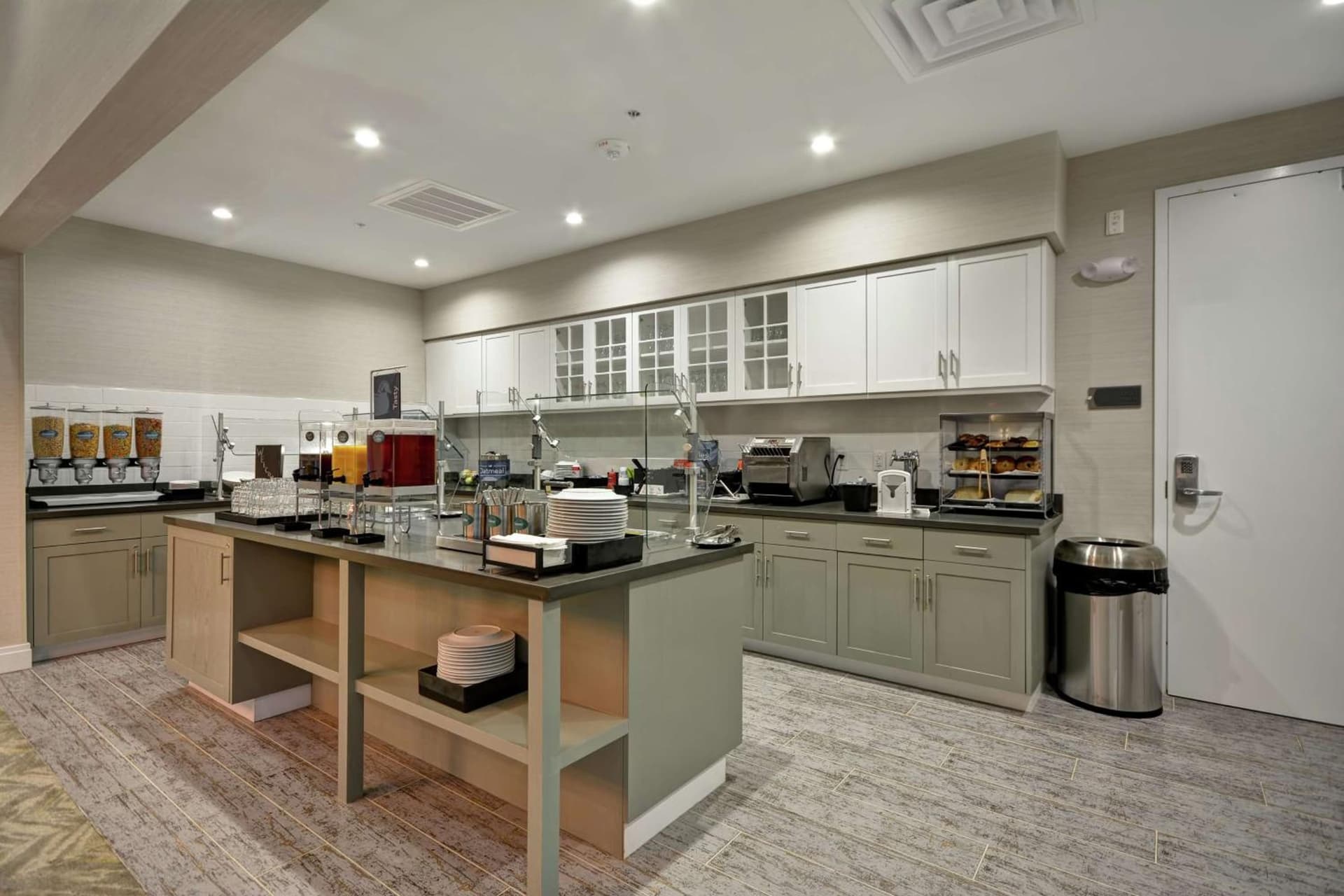 Homewood Suites by Hilton Raleigh Cary I-40 gallery photo in Cary, NC — image 34