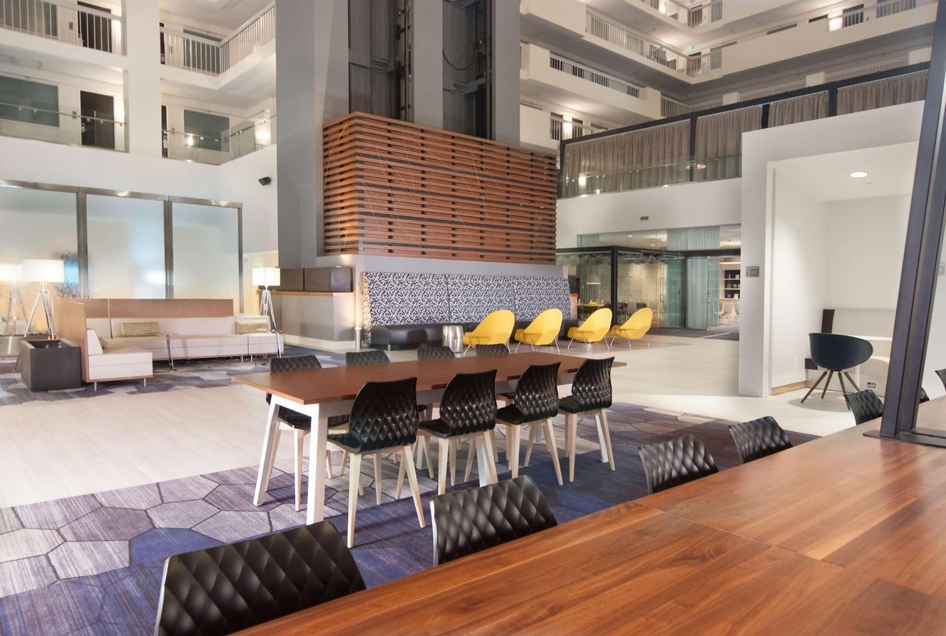 Embassy Suites by Hilton Raleigh Crabtree gallery photo in Raleigh, NC — image 13