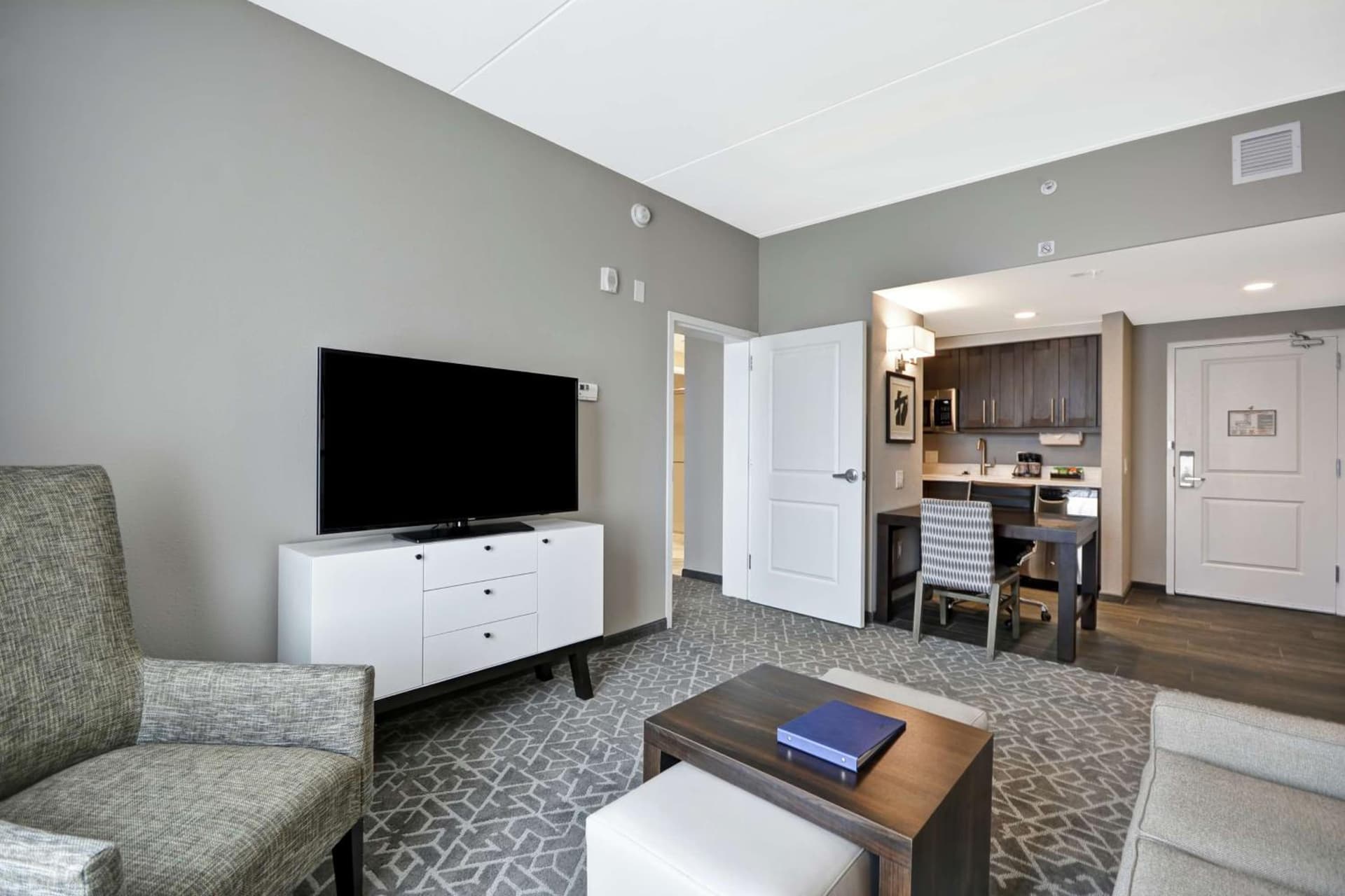 Homewood Suites by Hilton Raleigh Cary I-40 gallery photo in Cary, NC — image 10