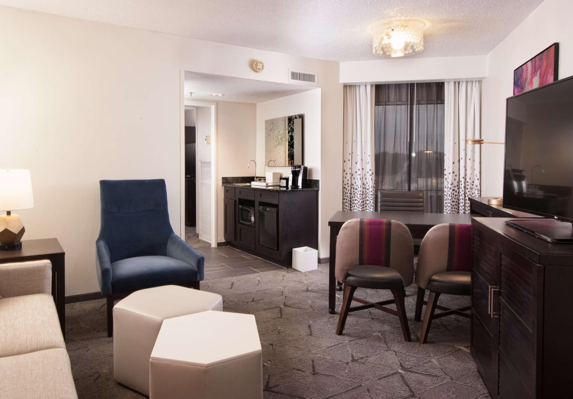 Embassy Suites by Hilton Raleigh Crabtree gallery photo in Raleigh, NC — image 22