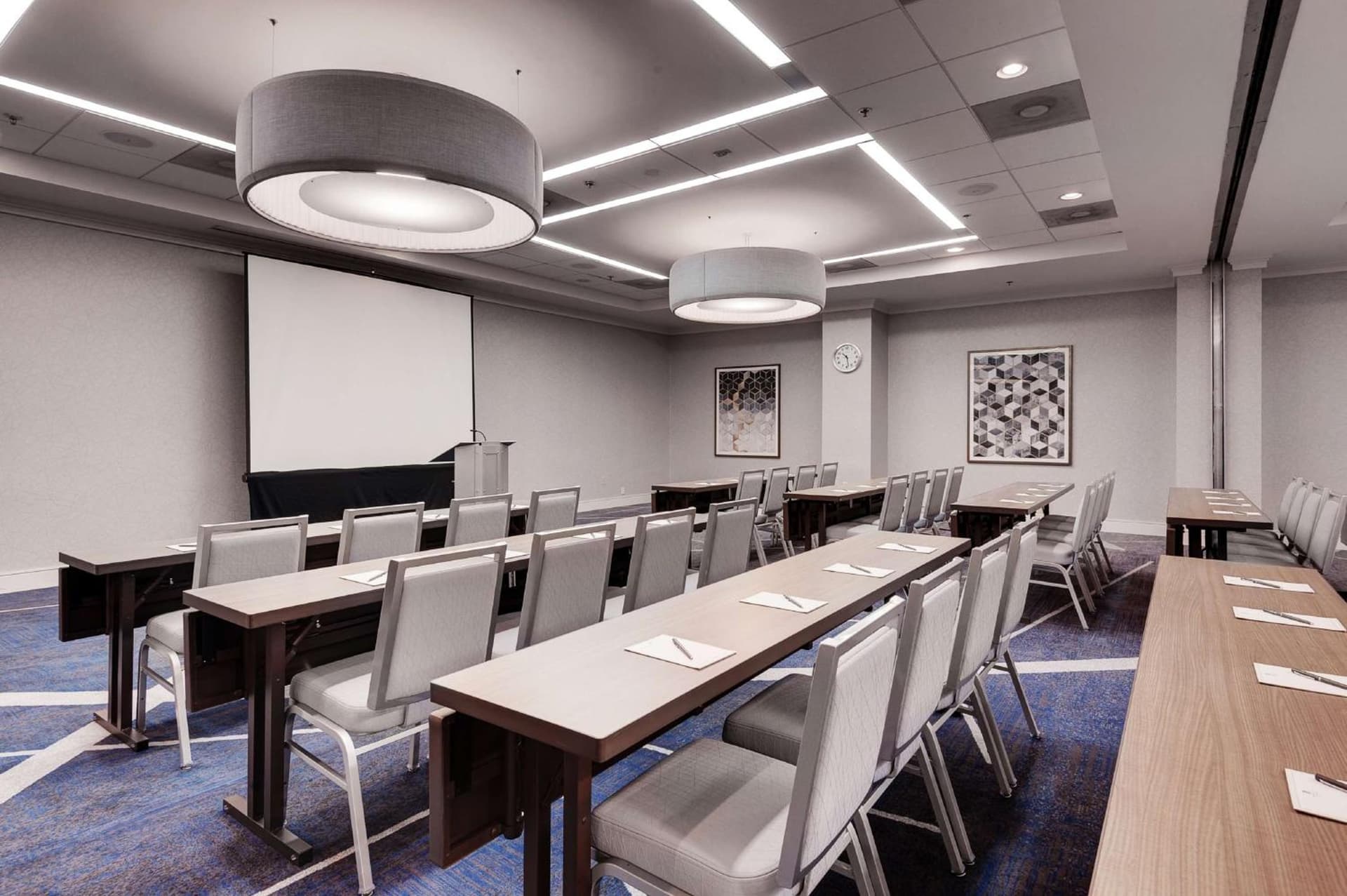 Embassy Suites by Hilton Raleigh Crabtree gallery photo in Raleigh, NC — image 50