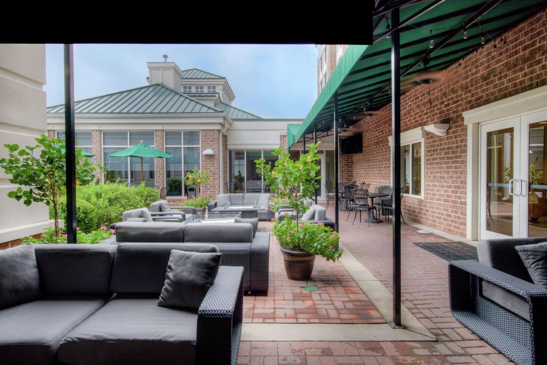 Hilton Garden Inn Durham Southpoint interior in Durham, NC — gallery photo 2