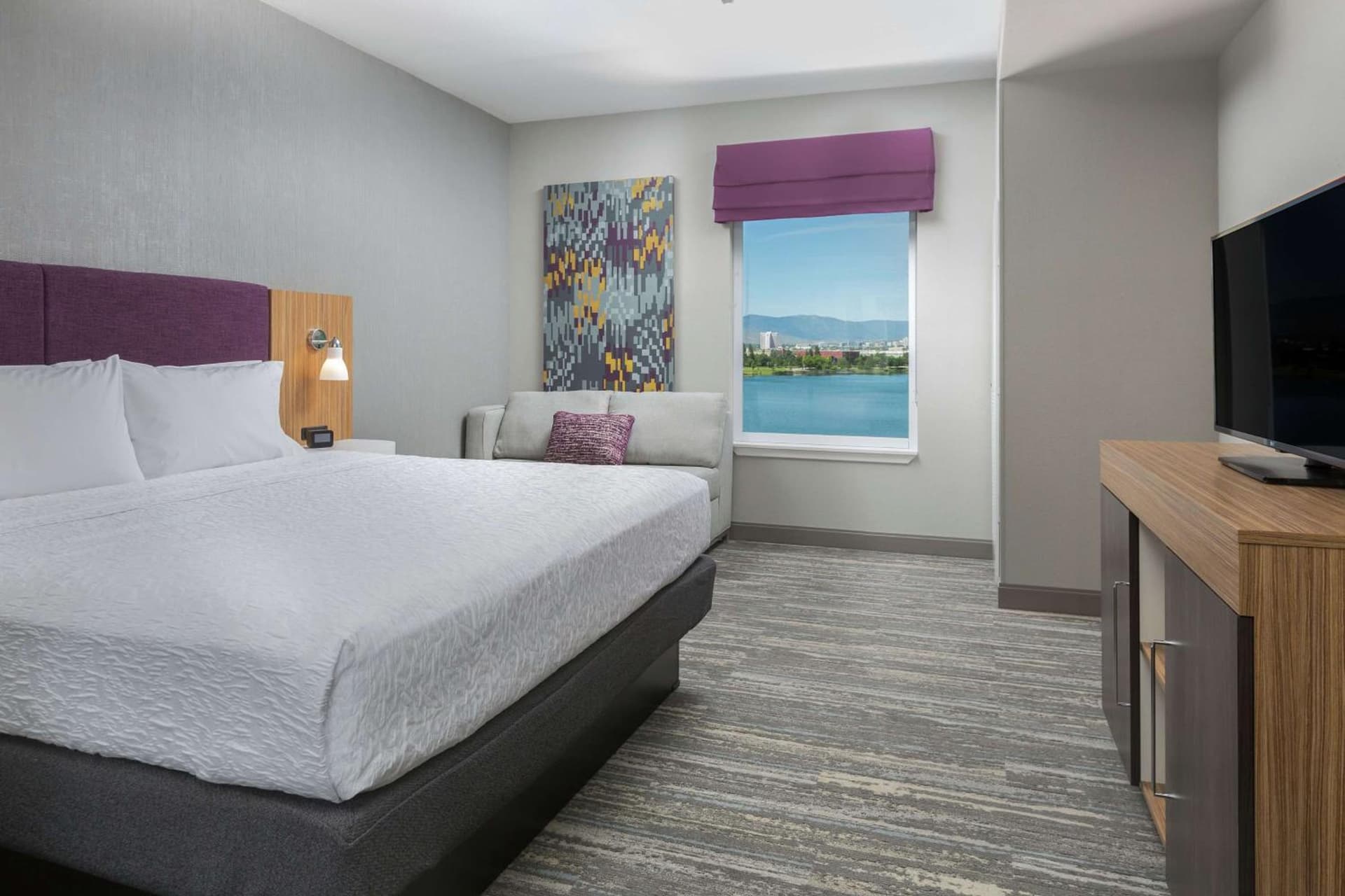 Hampton Inn & Suites Reno/Sparks interior in Reno, NV — gallery photo 2