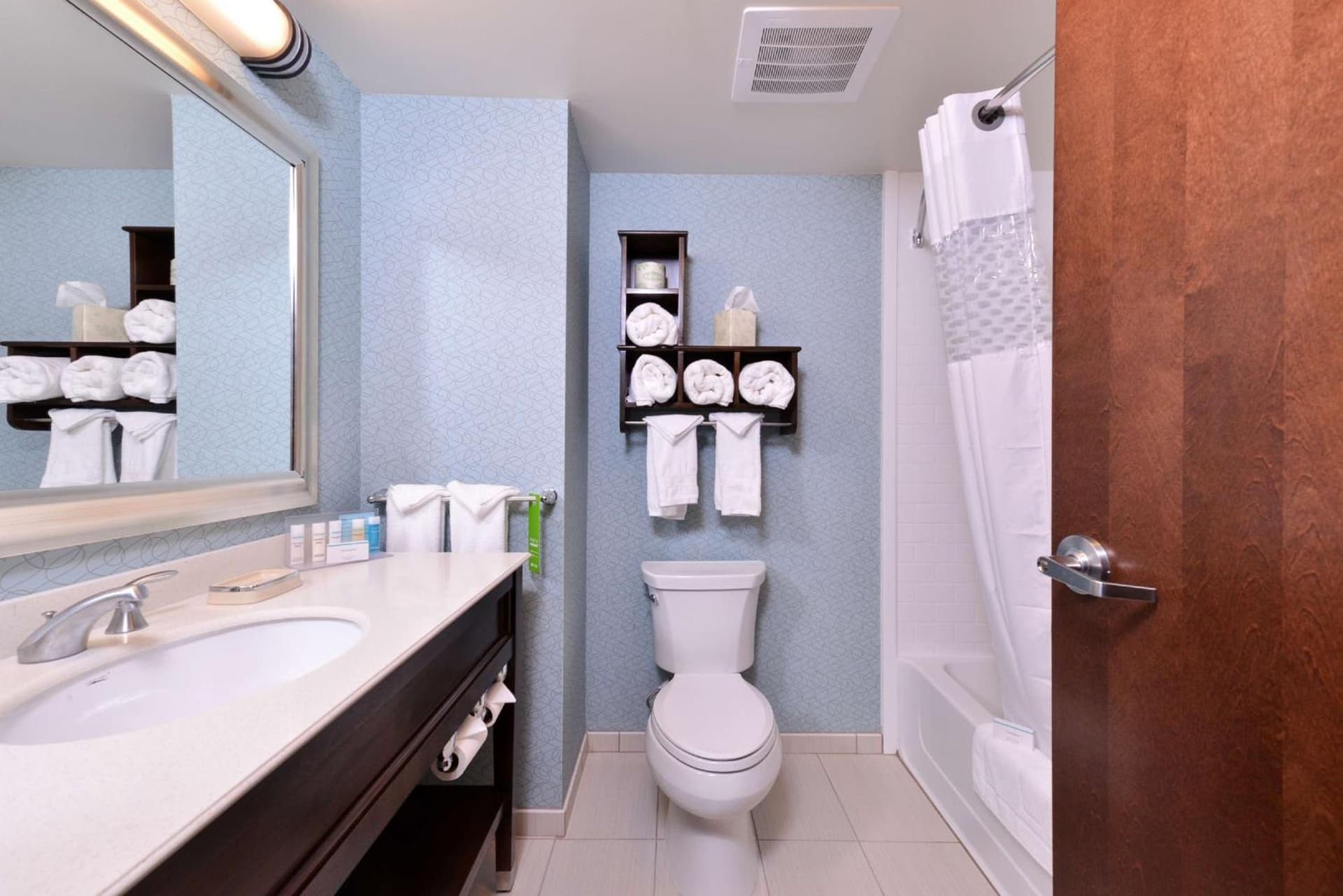 Hampton Inn Rome gallery photo in Rome, NY — image 36