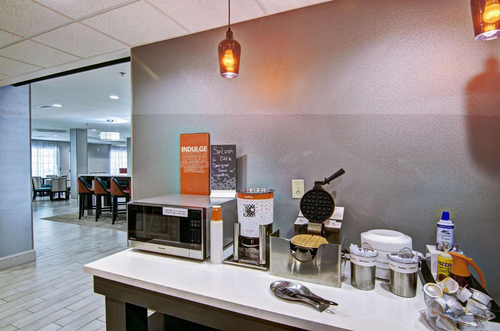 Hampton Inn Salem gallery photo in Salem, VA — image 27