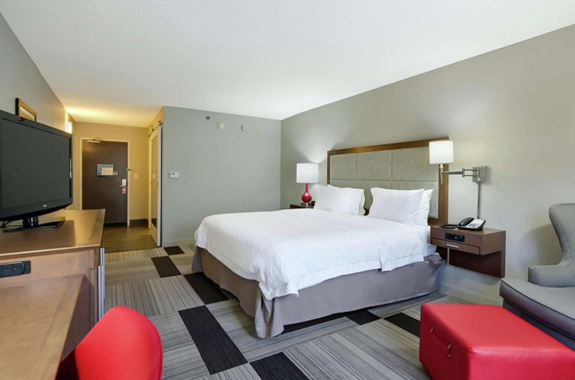 Hampton Inn Salem gallery photo in Salem, VA — image 8