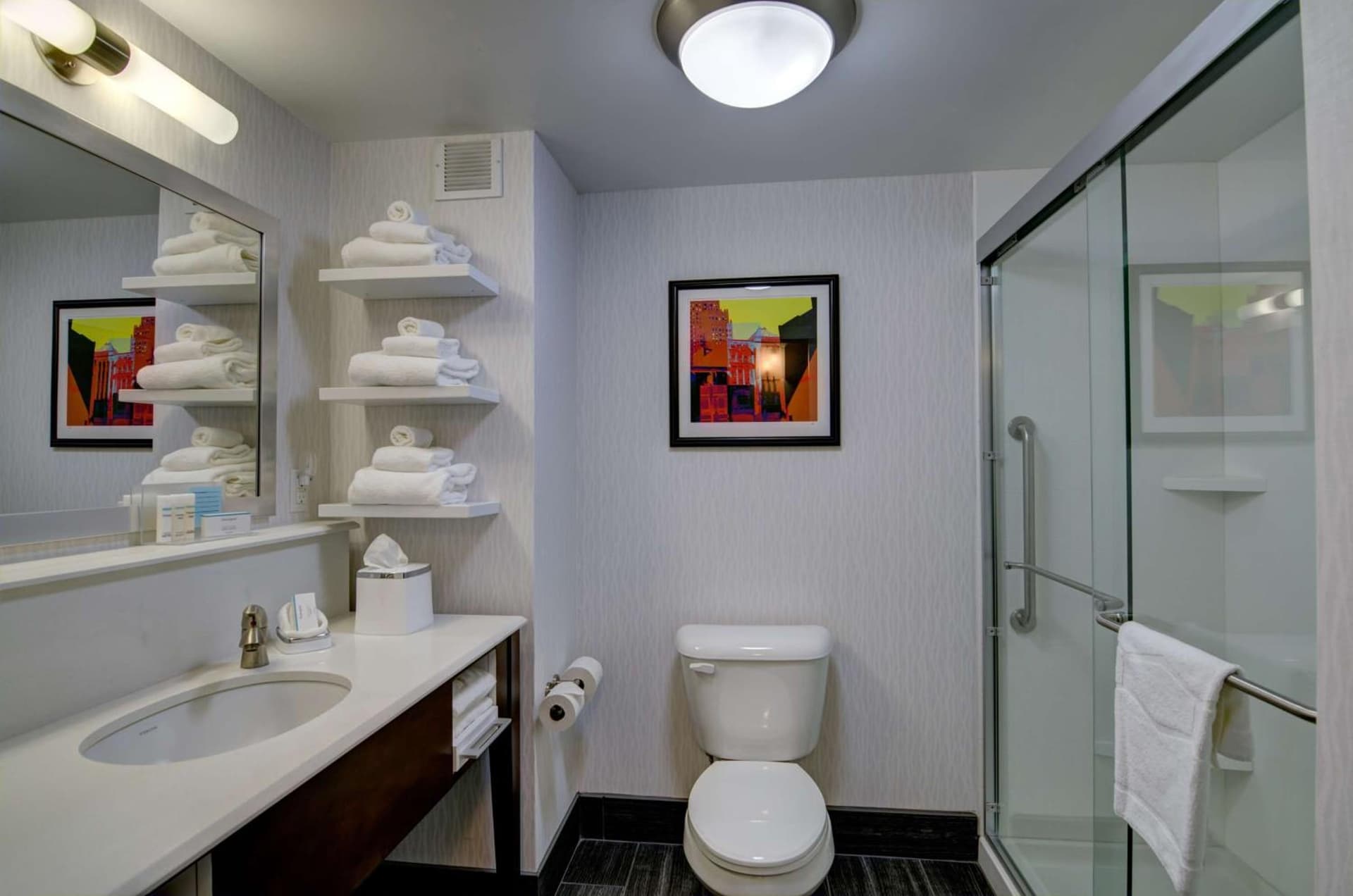 Hampton Inn Salem gallery photo in Salem, VA — image 18