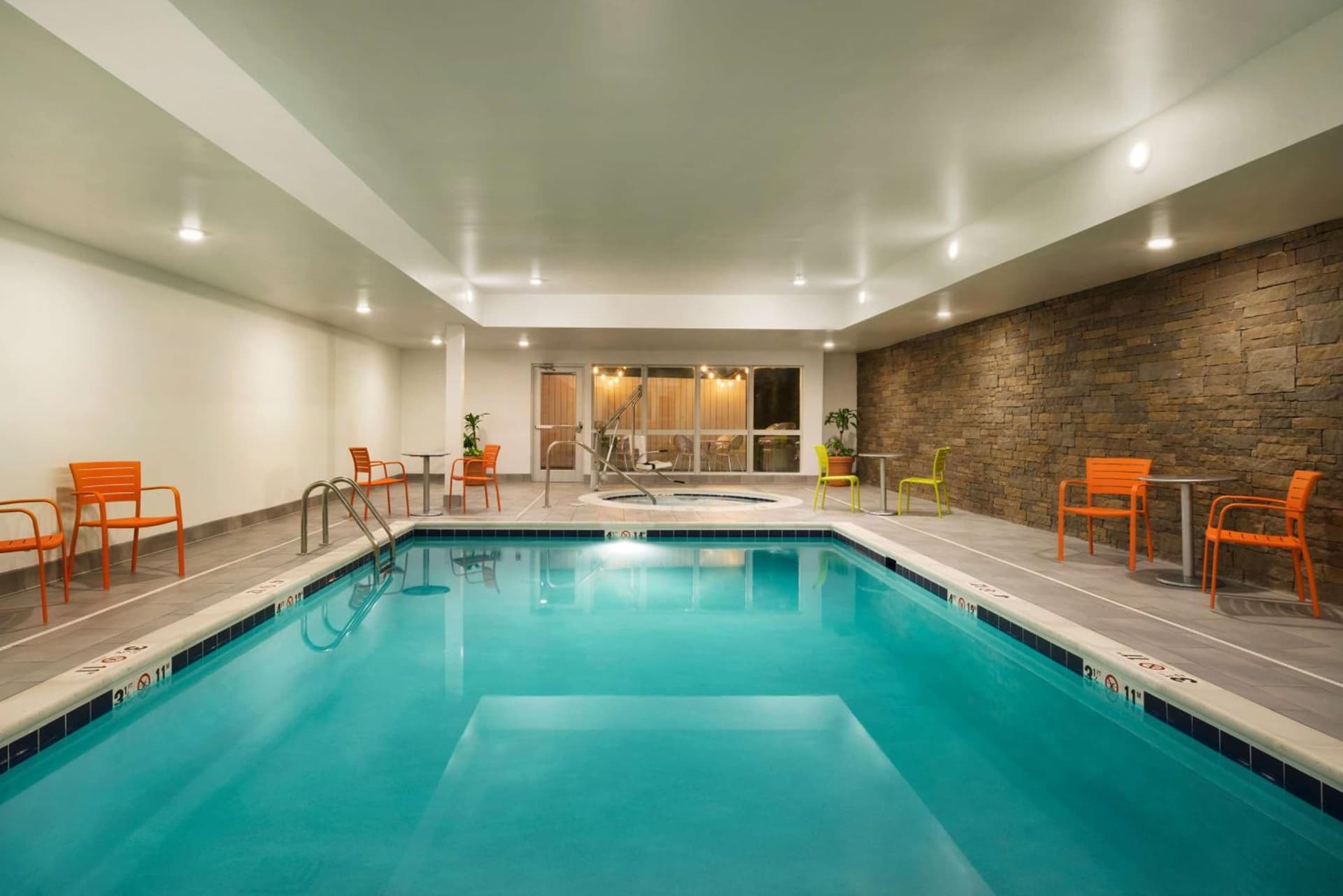 Home2 Suites by Hilton Roanoke gallery photo in Roanoke, VA — image 18