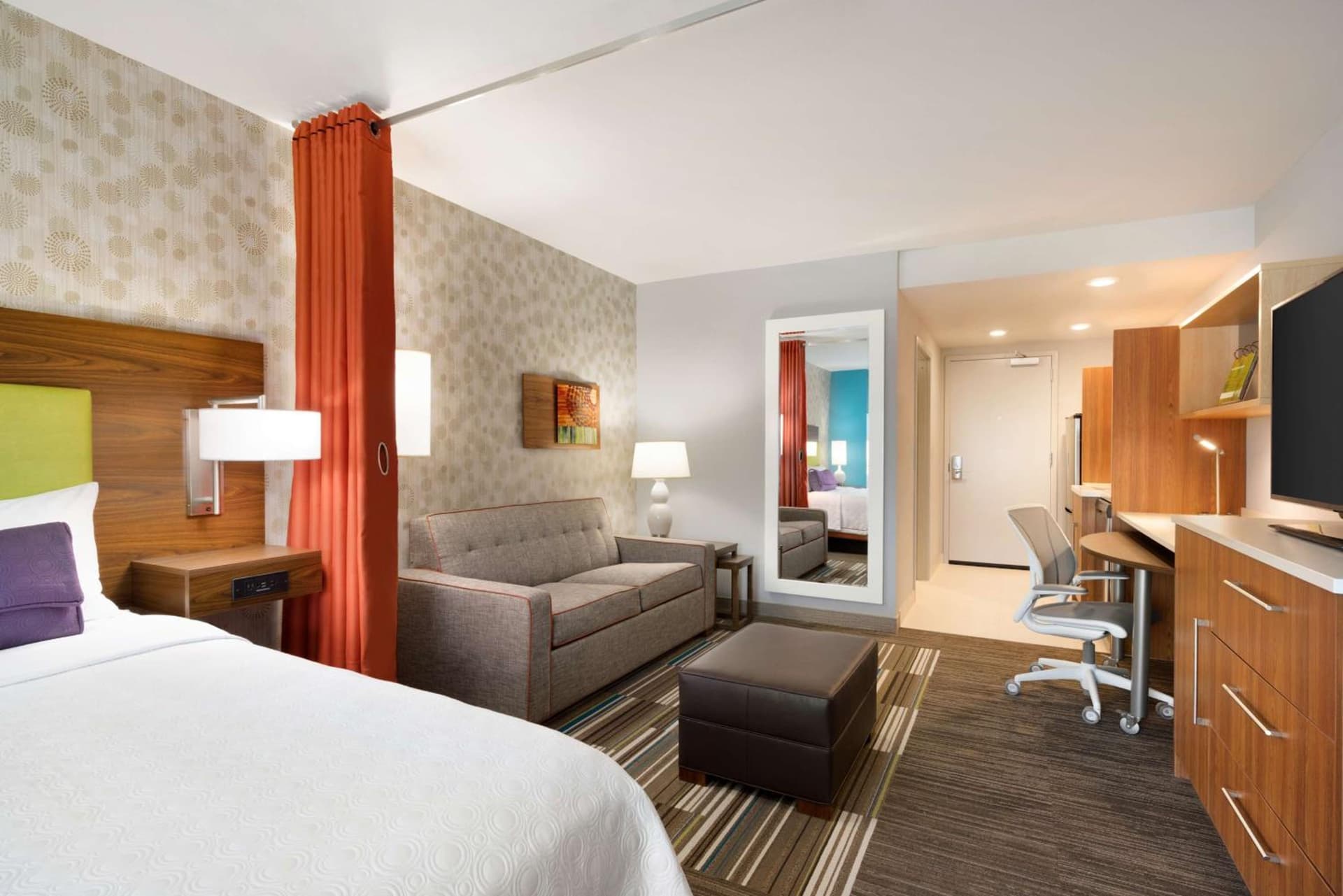 Home2 Suites by Hilton Roanoke gallery photo in Roanoke, VA — image 8