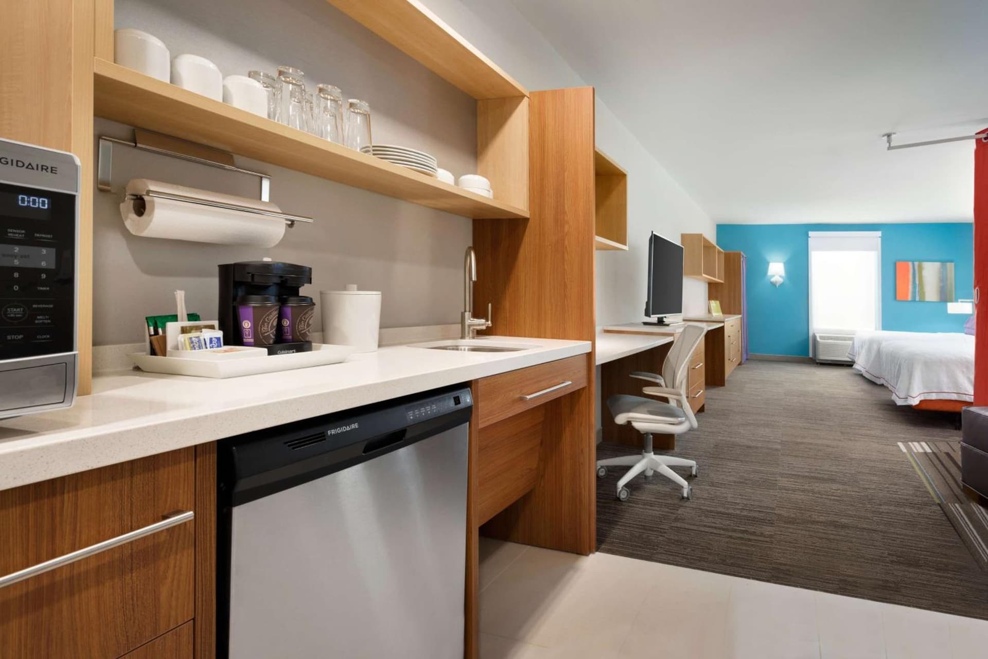 Home2 Suites by Hilton Roanoke gallery photo in Roanoke, VA — image 20