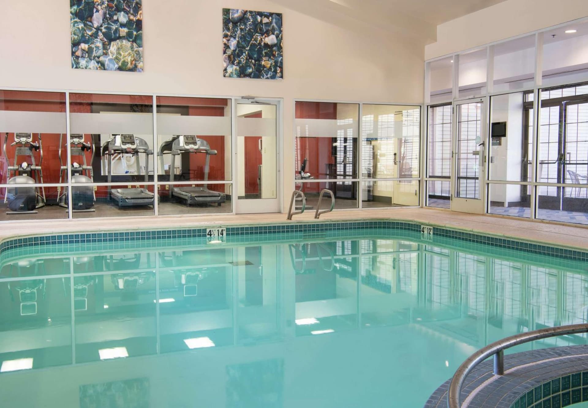 Hampton Inn & Suites Rochester/Victor gallery photo in Victor — image 49