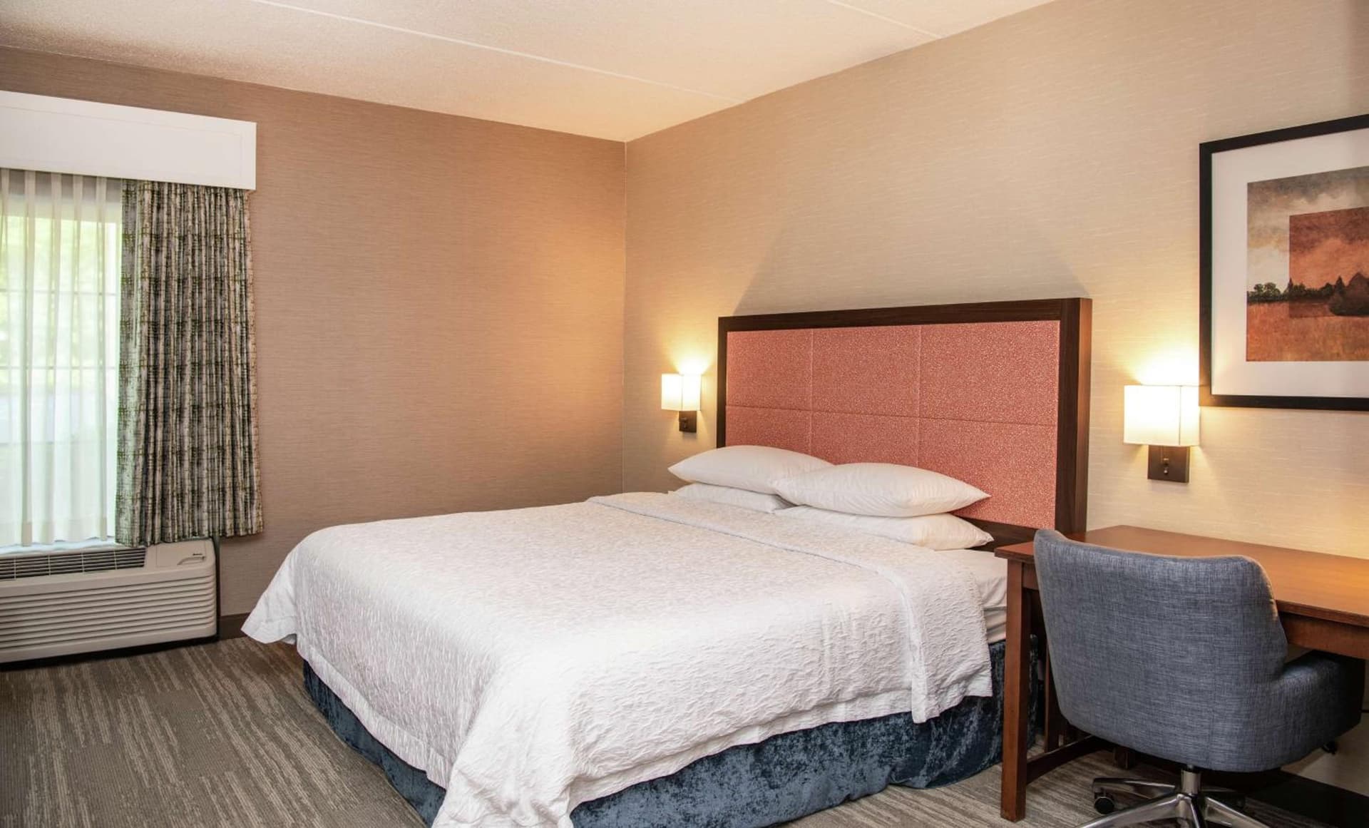 Hampton Inn & Suites Rochester/Victor gallery photo in Victor — image 16