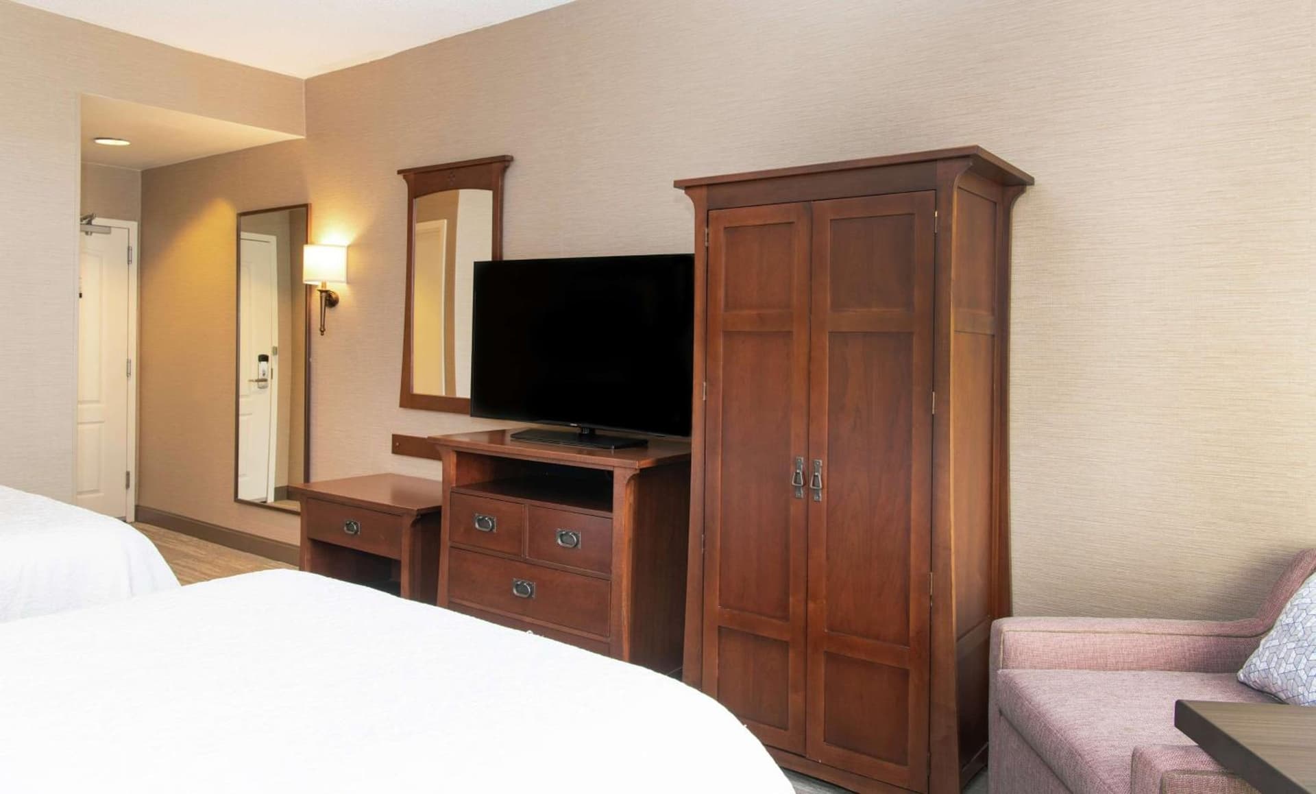Hampton Inn & Suites Rochester/Victor gallery photo in Victor — image 51