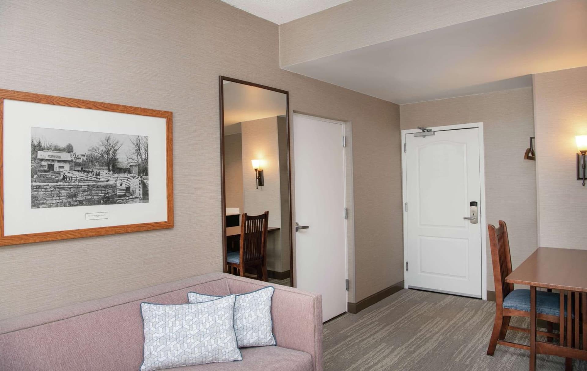 Hampton Inn & Suites Rochester/Victor gallery photo in Victor — image 36