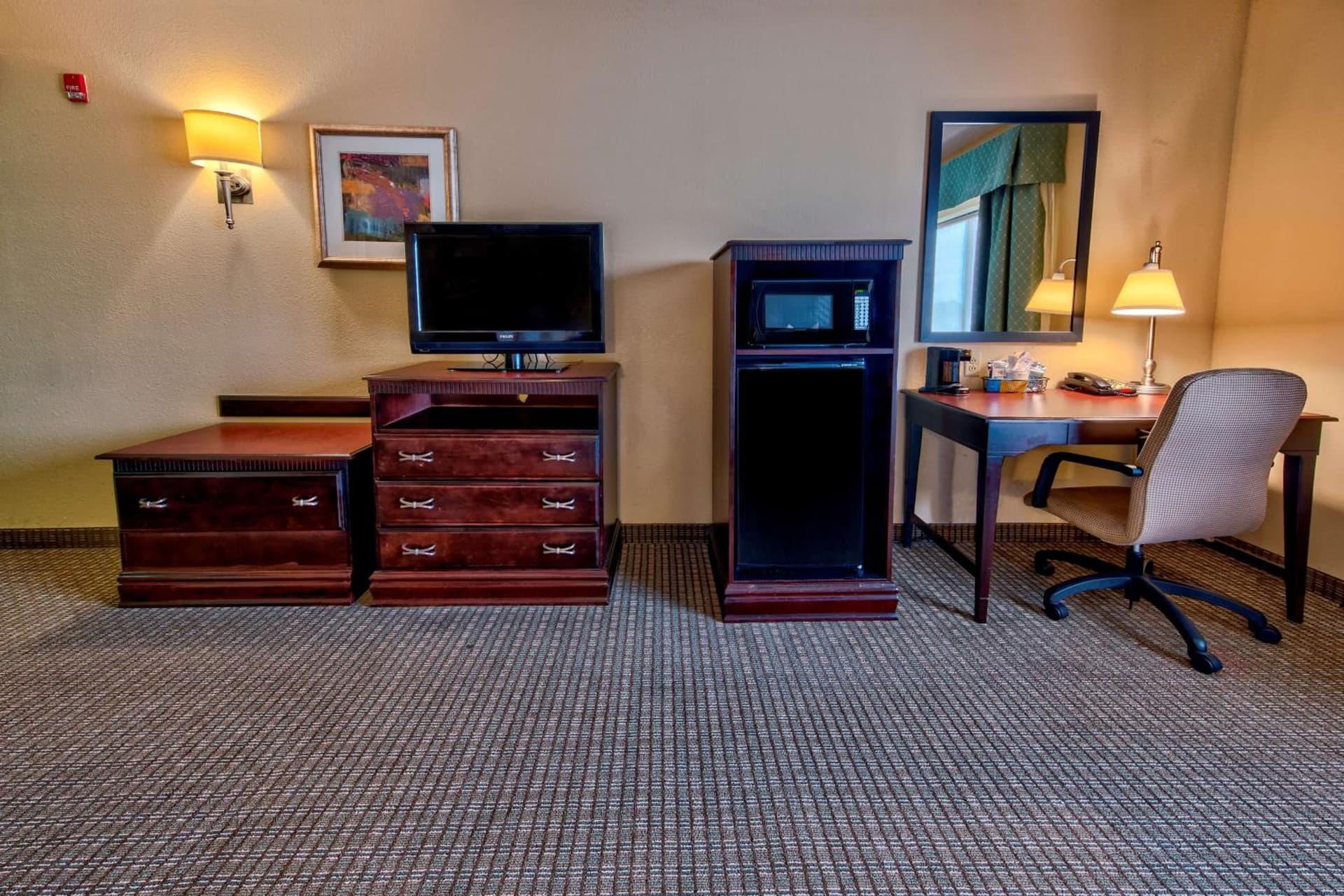 Hampton Inn Rochester - Irondequoit property views in Rochester, NY — gallery photo 3