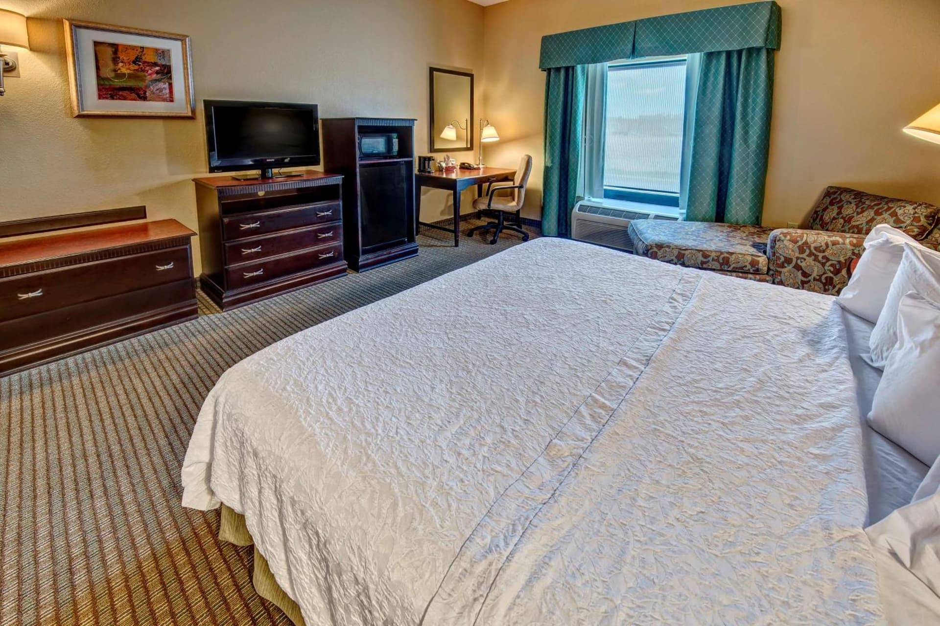 Hampton Inn Rochester - Irondequoit gallery photo in Rochester, NY — image 26