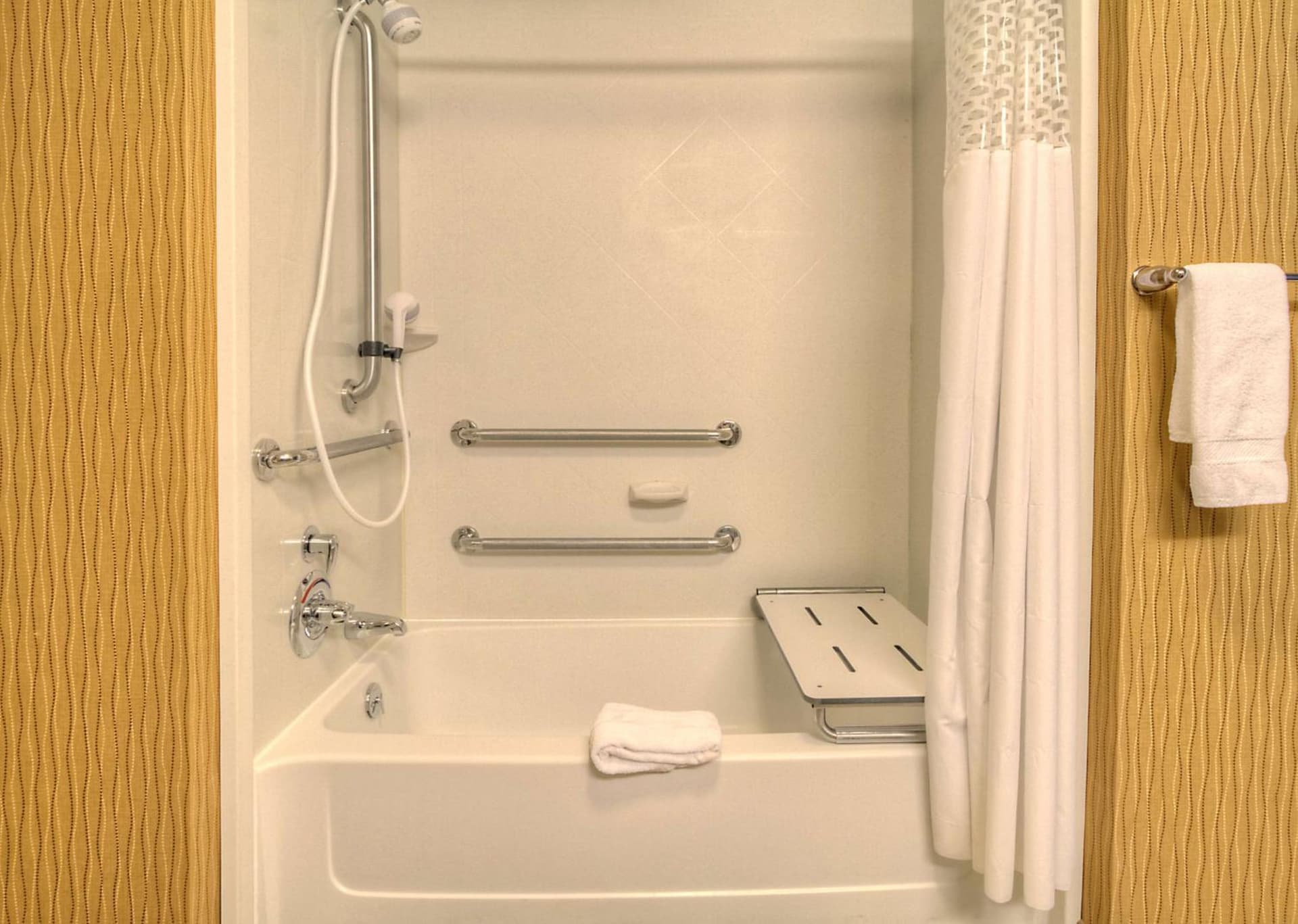 Hampton Inn & Suites Rochester/Henrietta gallery photo in Rochester, NY — image 14
