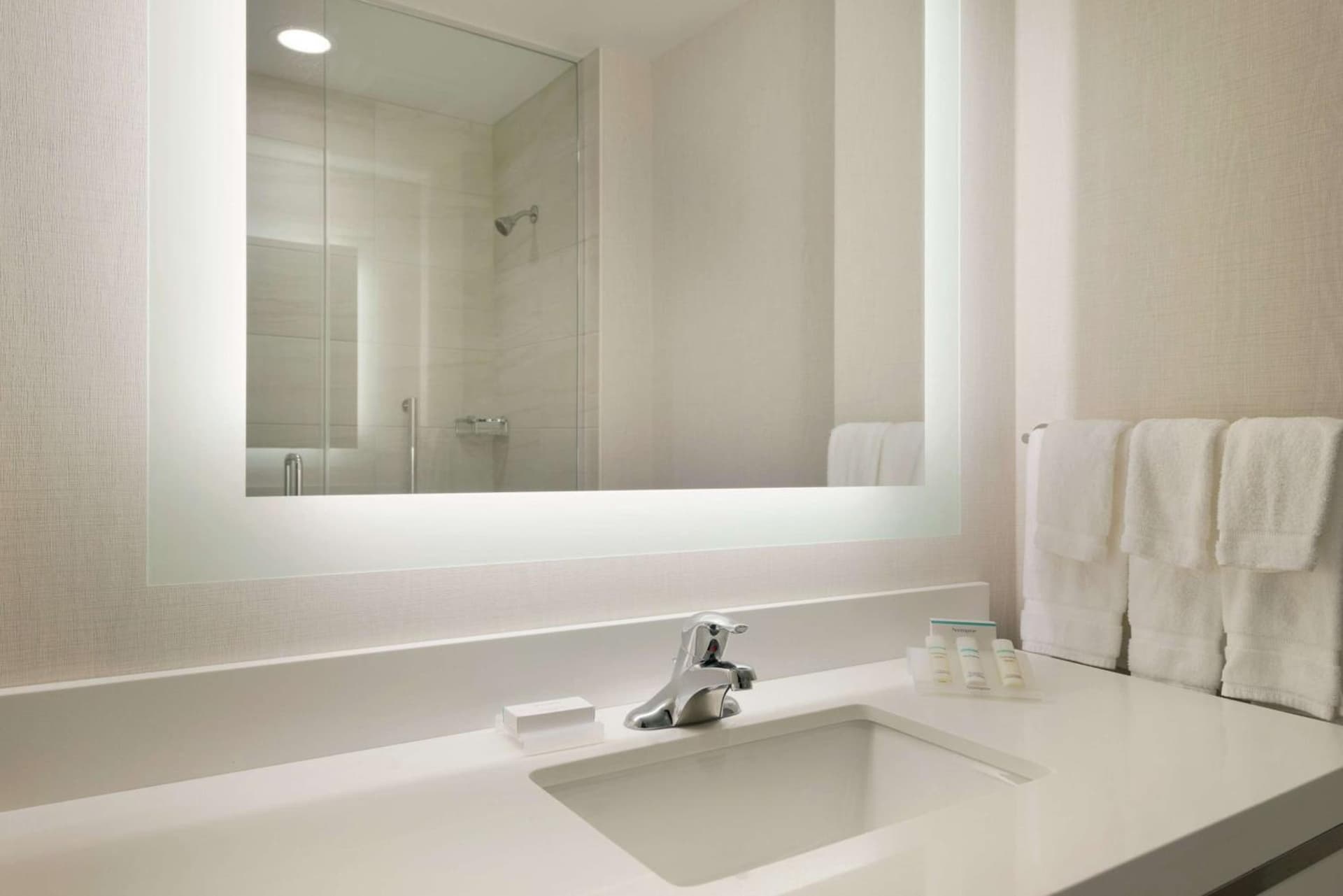 Hilton Garden Inn Rochester - University & Medical Center gallery photo in Rochester, NY — image 31