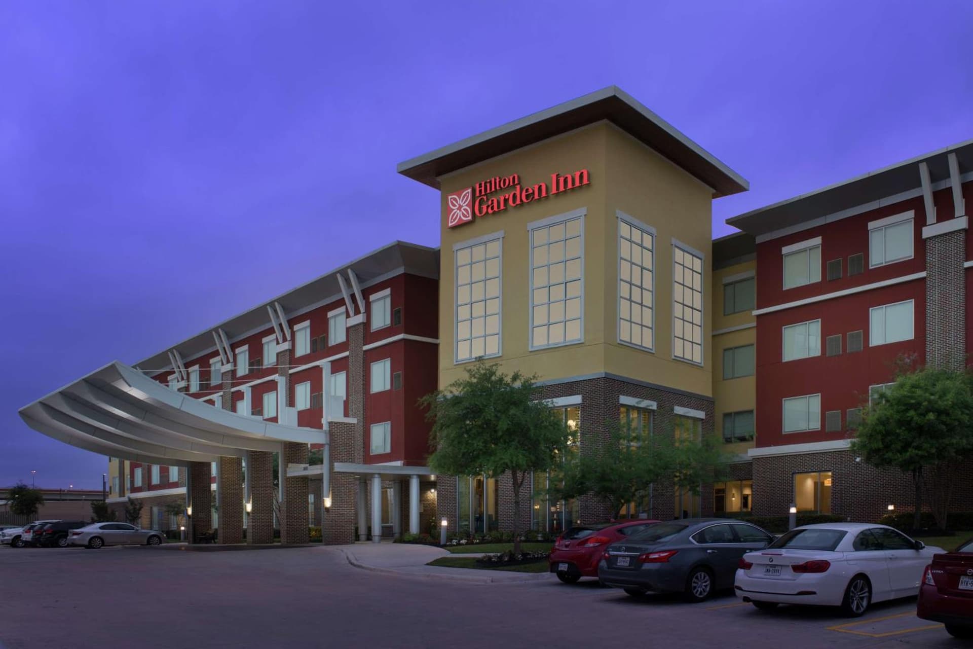 Hilton Garden Inn San Antonio Airport South interior in San Antonio, TX — gallery photo 2