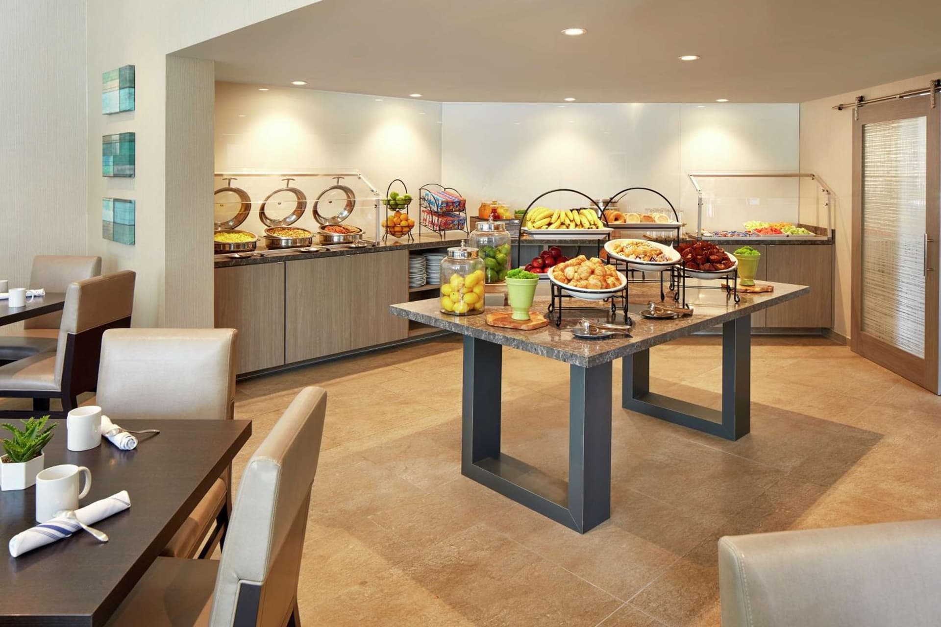 Hilton Garden Inn San Diego Mission Valley/Stadium gallery photo in San Diego, CA — image 20