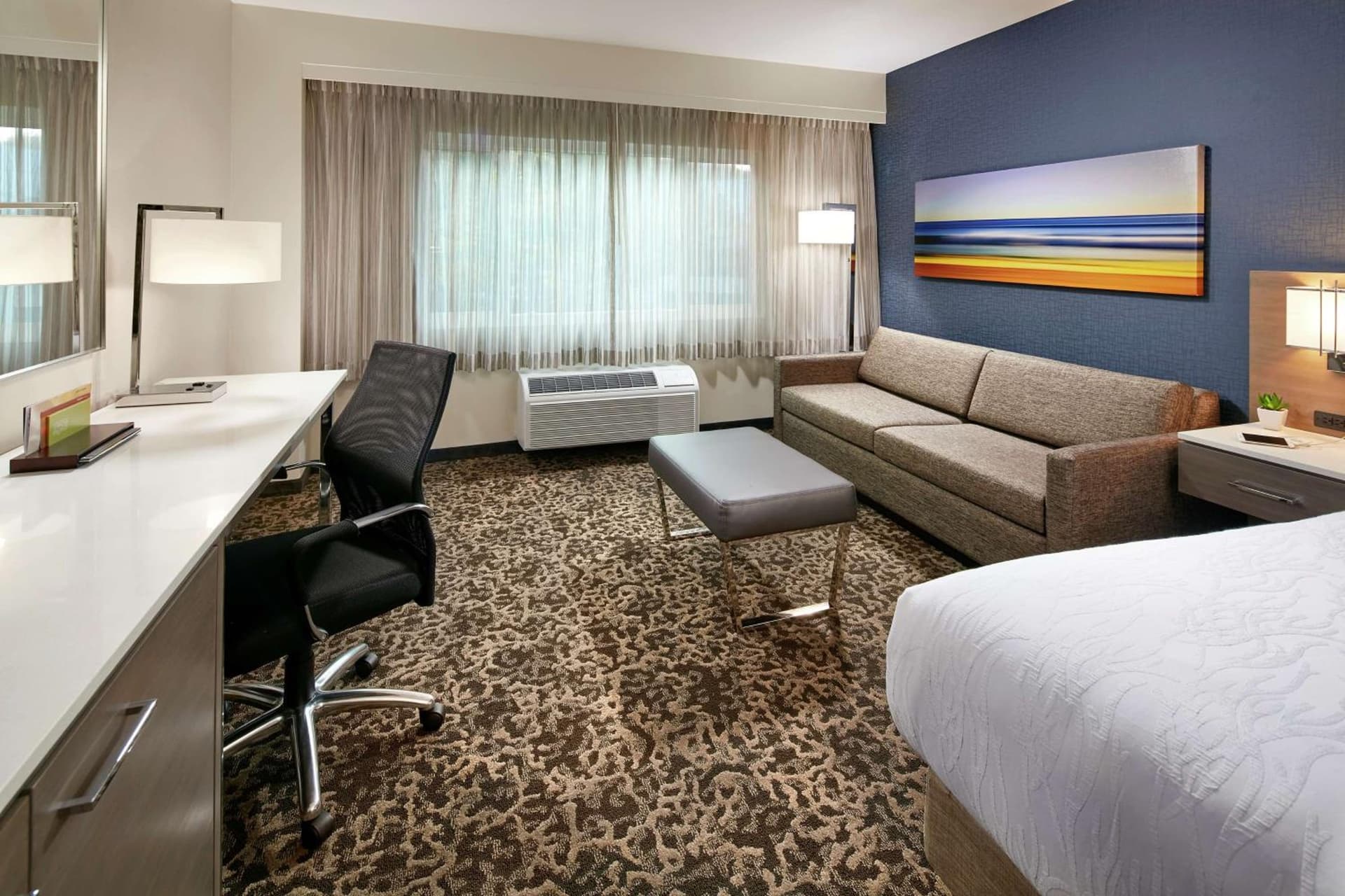 Hilton Garden Inn San Diego Mission Valley/Stadium gallery photo in San Diego, CA — image 10