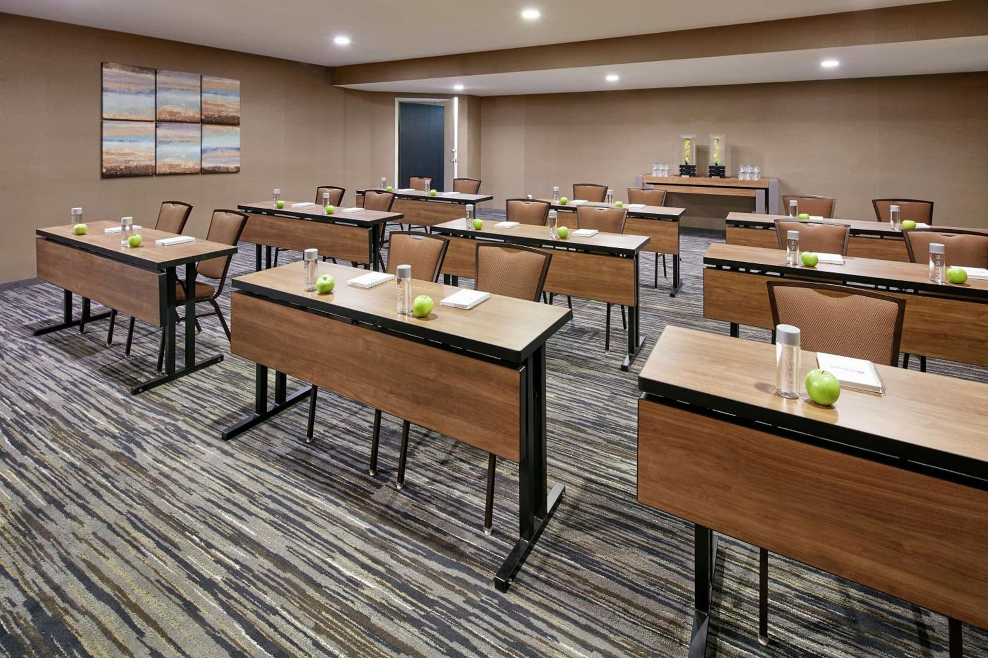 Hilton Garden Inn San Diego Mission Valley/Stadium gallery photo in San Diego, CA — image 23