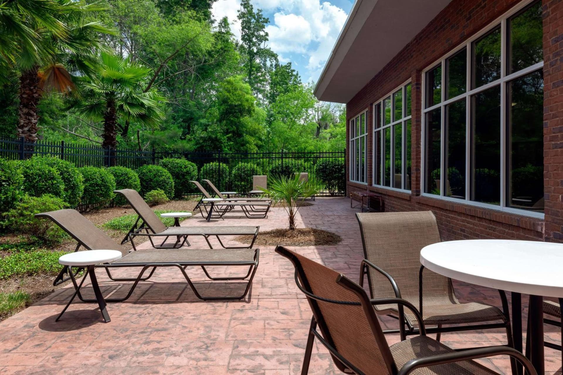 DoubleTree by Hilton Hotel Savannah Airport property views in Savannah, GA — gallery photo 3