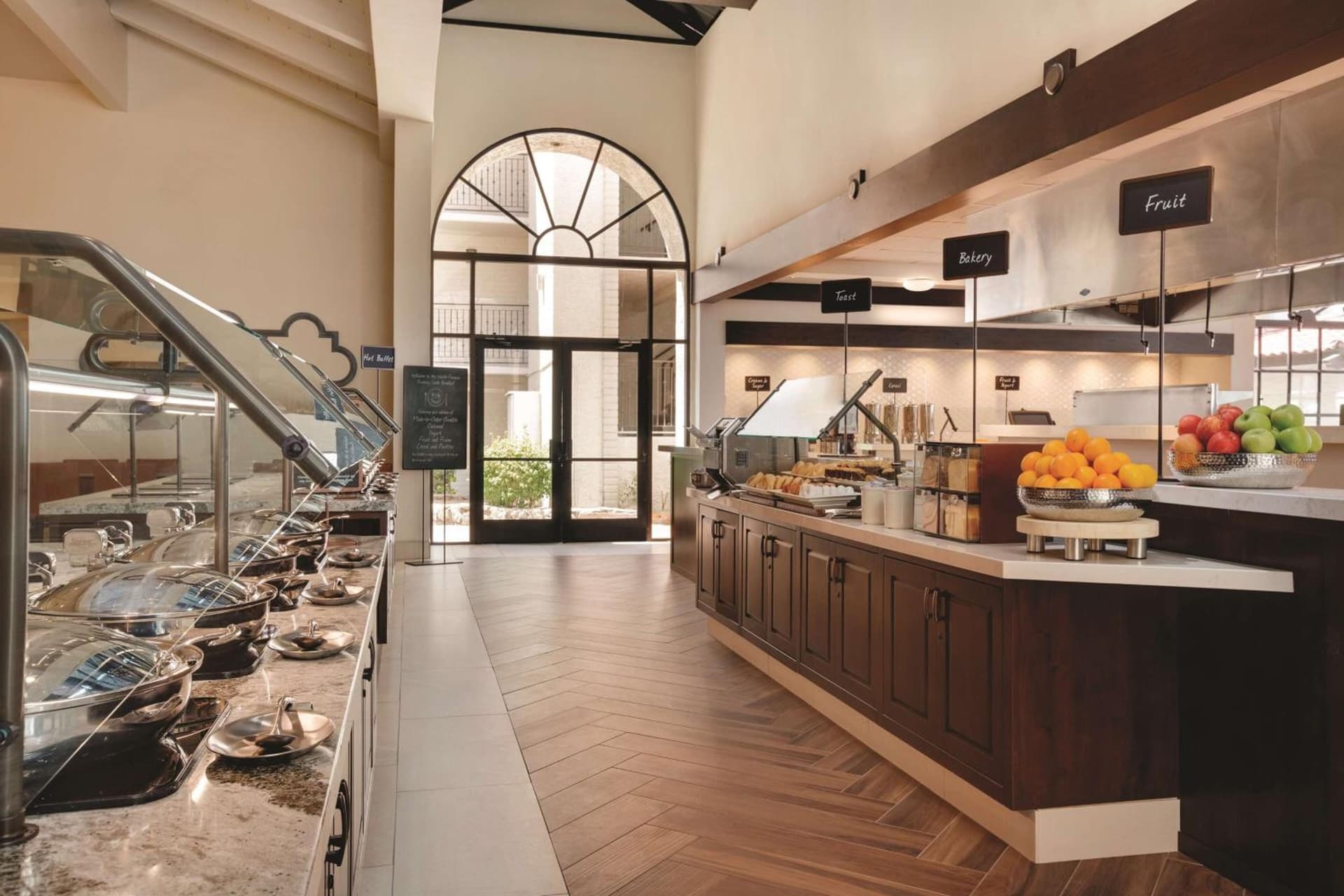 Embassy Suites by Hilton Scottsdale Resort gallery photo in Scottsdale, AZ — image 26