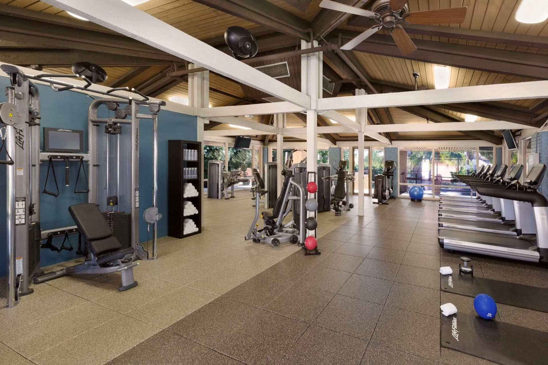 Embassy Suites by Hilton Scottsdale Resort gallery photo in Scottsdale, AZ — image 23