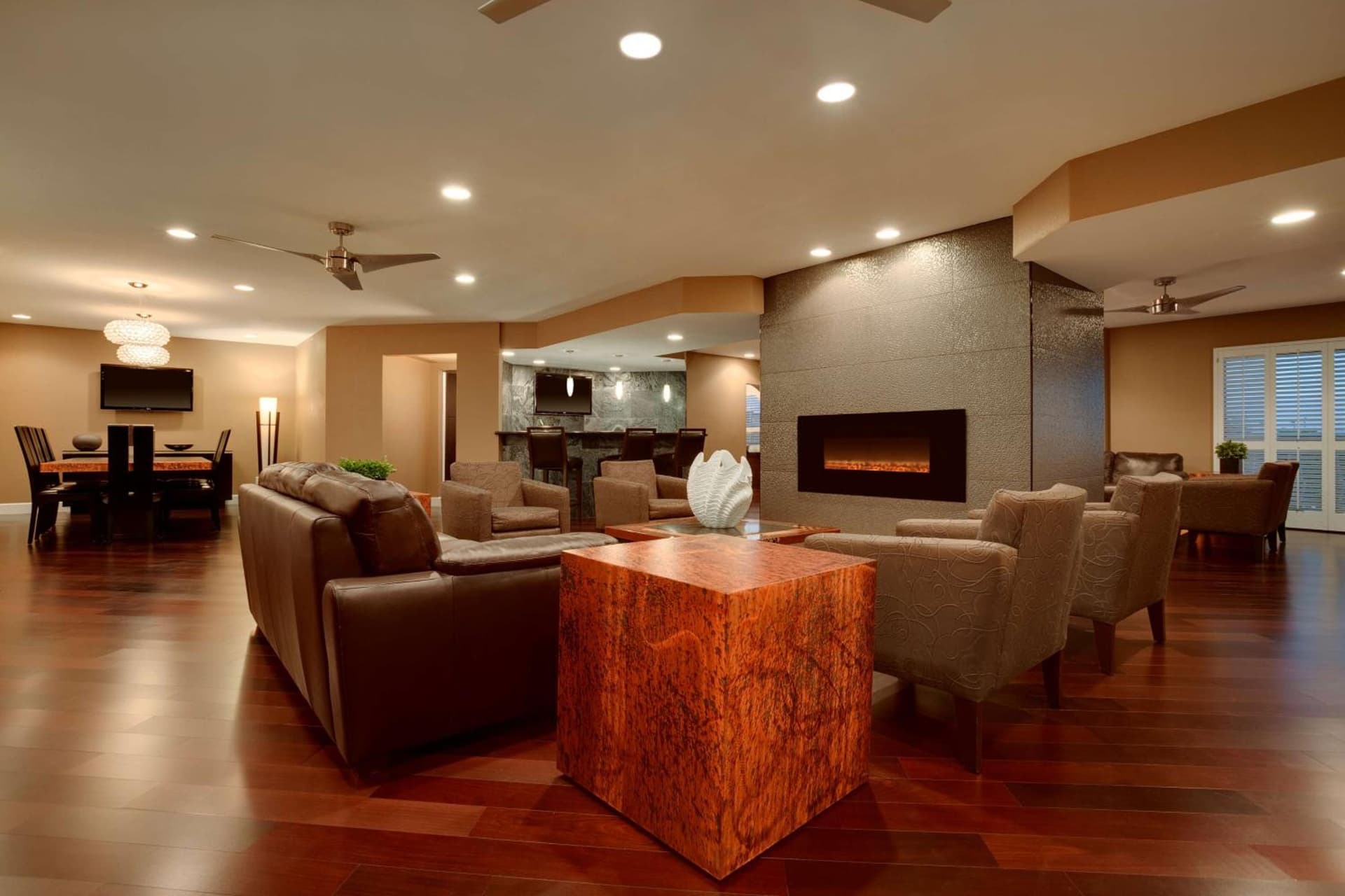 Embassy Suites by Hilton Scottsdale Resort gallery photo in Scottsdale, AZ — image 37
