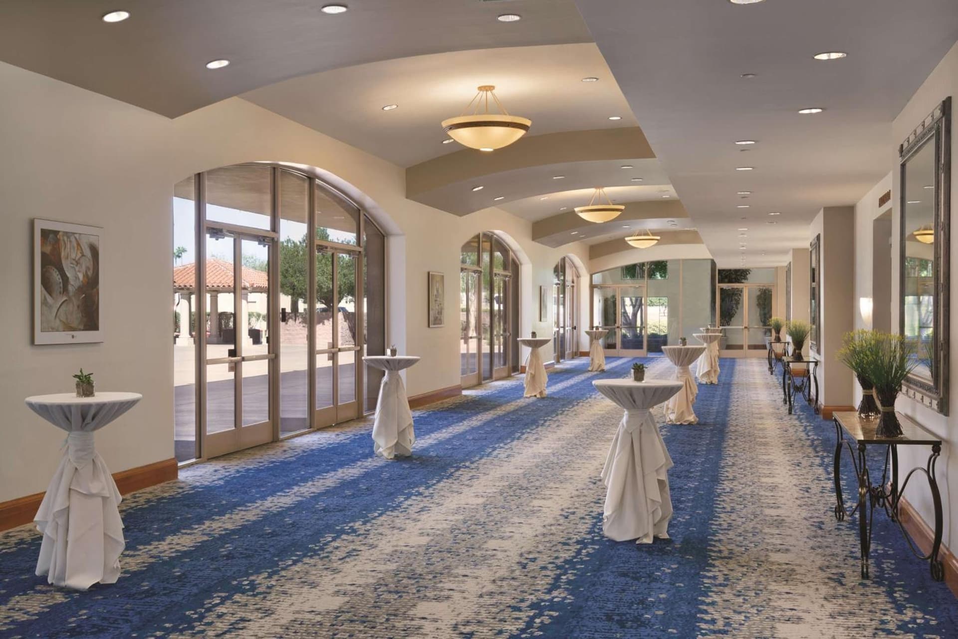 Embassy Suites by Hilton Scottsdale Resort gallery photo in Scottsdale, AZ — image 33